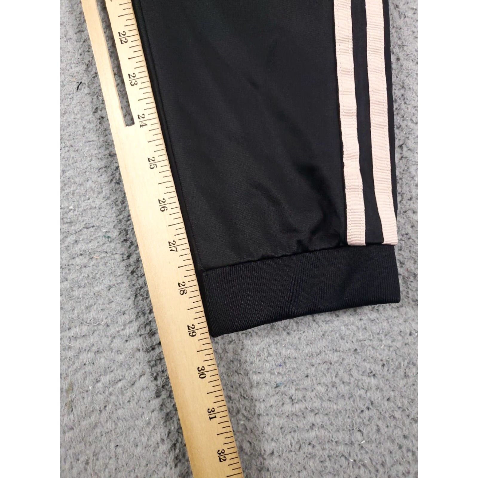 Adidas ADIDAS Womens XS Black Track Joggers Sweatpants Activewear Athleisure Size 26" / US 2 / IT 38 - 4 Thumbnail