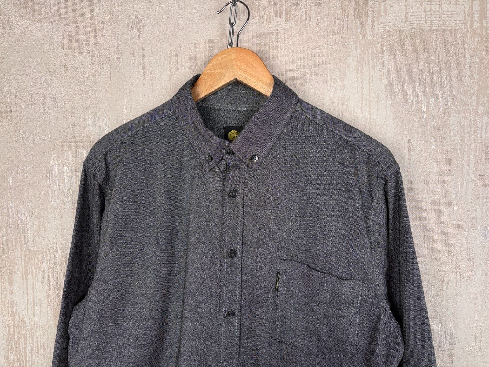 Pretty Green Pretty Green Long Sleeve Shirt Size L Button Down Size US L / EU 52-54 / 3 - 1 Thumbnail