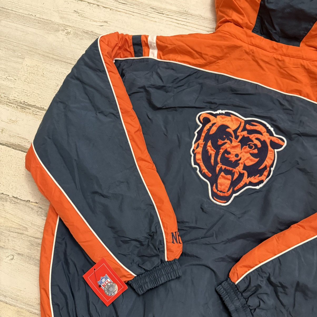 Other NWT NFL Chicago Bears Full Zip Puffer Jacket Hoodie Large Size US L / EU 52-54 / 3 - 3 Thumbnail