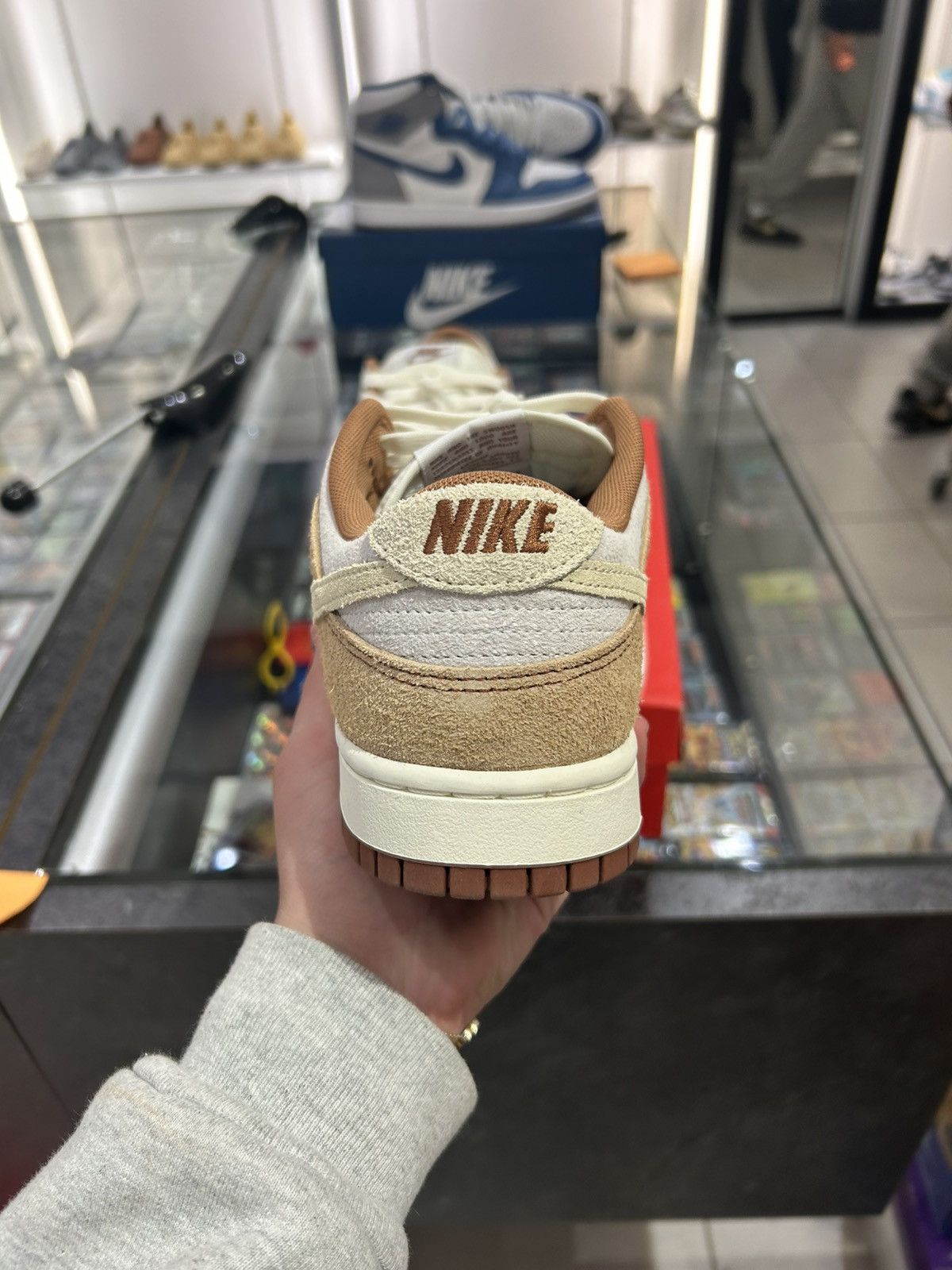 Nike Nike Dunk Low Medium Curry Size US 9 / EU 42 - 3 Thumbnail