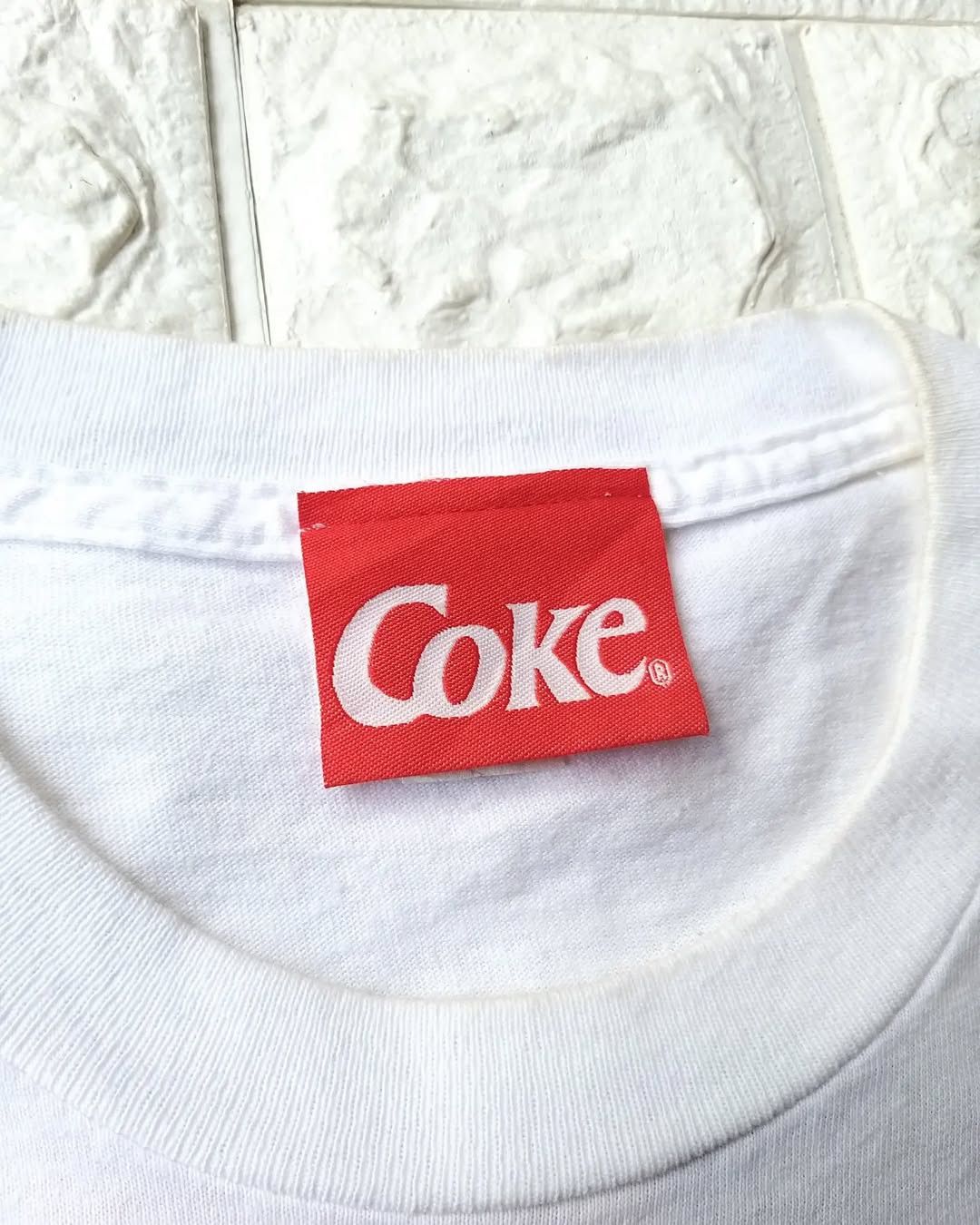 Vintage Rare Vtg The Coca-Cola Company '96 Tshirt Size US M / EU 48-50 / 2 - 7 Thumbnail