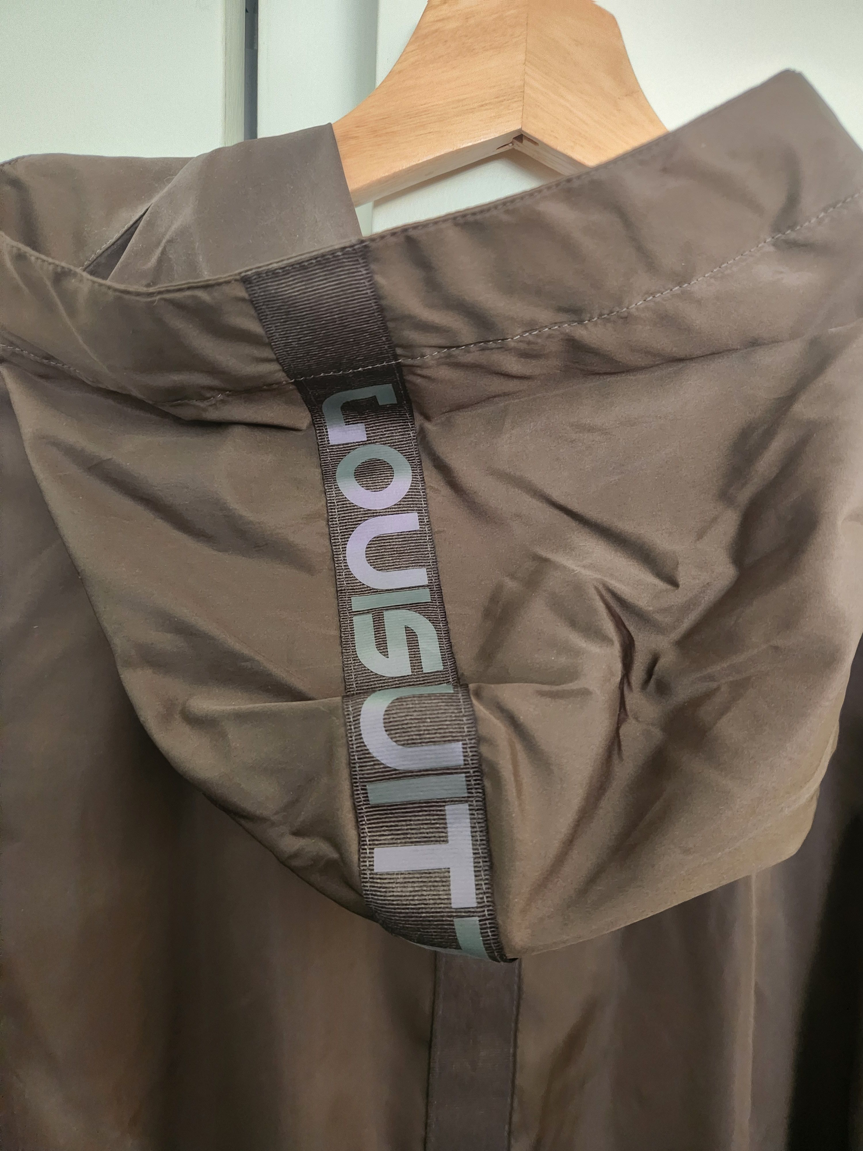 Louis Vuitton LV Light weight spray jacket light brown oversize fit Size US S / EU 44-46 / 1 - 10 Thumbnail
