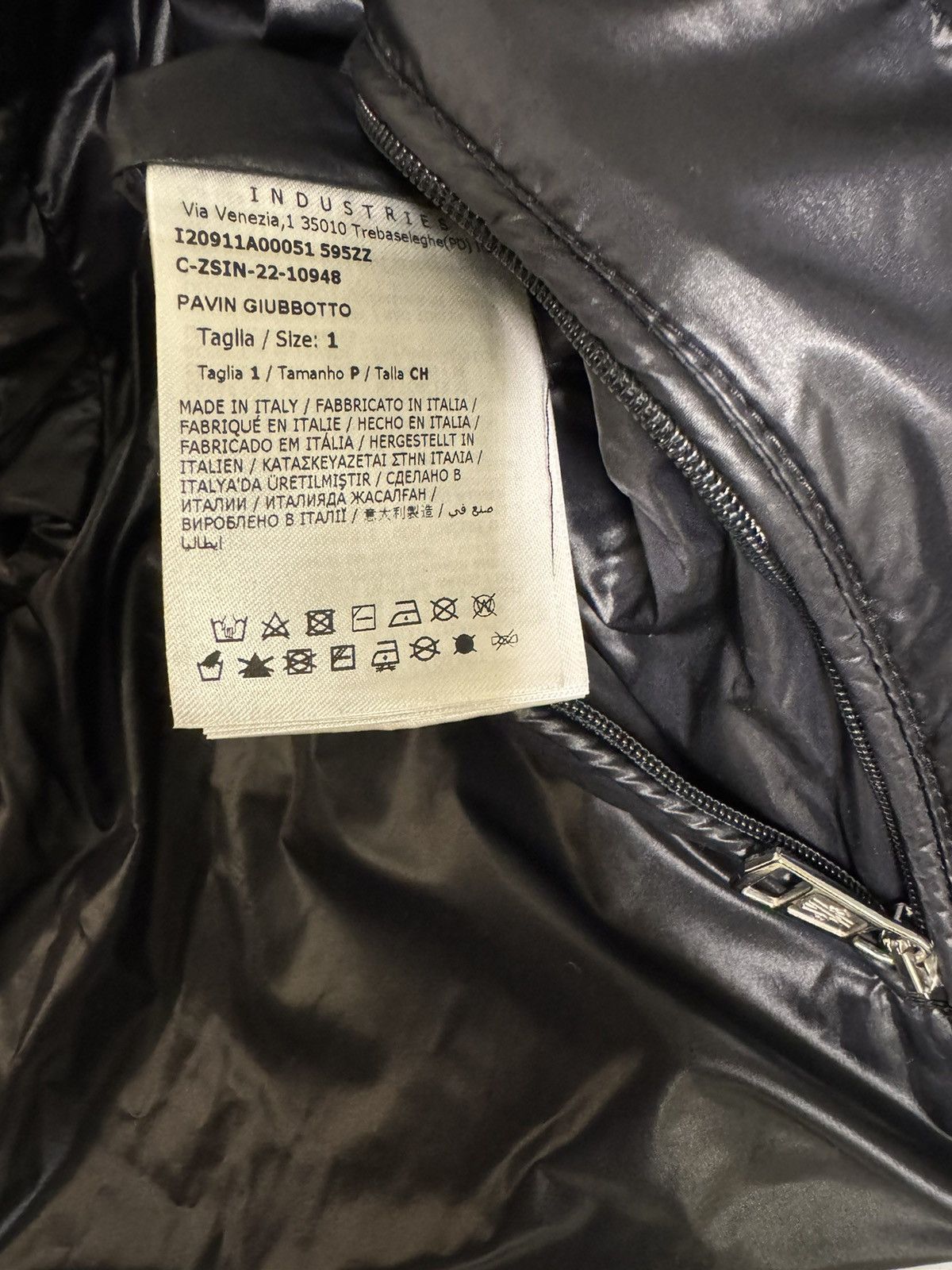 Moncler Moncler jacket Size US S / EU 44-46 / 1 - 6 Thumbnail
