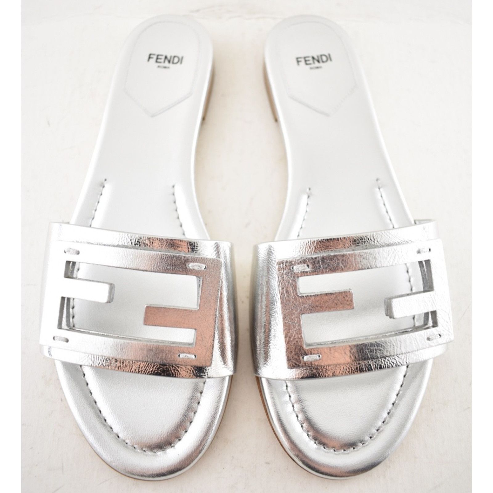 Fendi Fendi Baguette Leather FF Monogram Mule Slide Sandal 39 Size US 9 / IT 39 - 11 Thumbnail