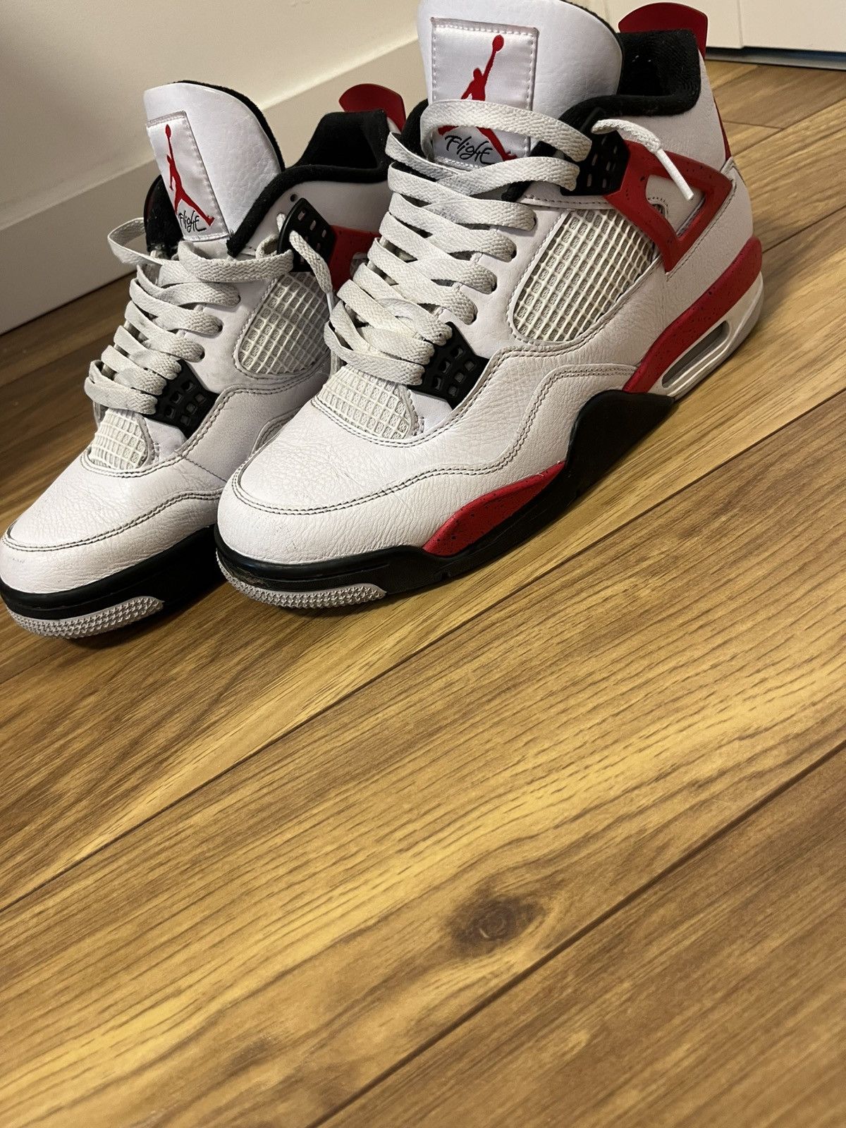 Nike jordan 4 red cement Size US 10 / EU 43 - 2 Thumbnail
