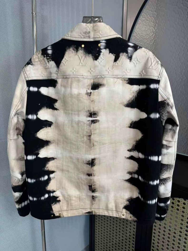 Louis Vuitton Louis Vuitton Black and white tie-dyed embossed dove denim Size US M / EU 48-50 / 2 - 2 Thumbnail