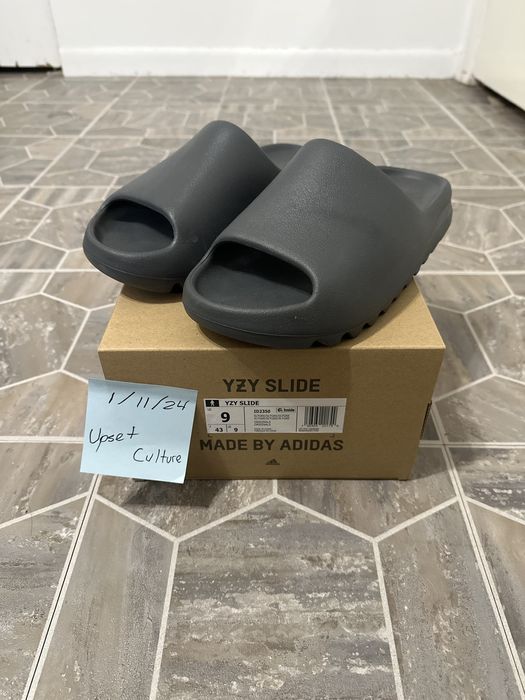 Yeezy slides season online 9