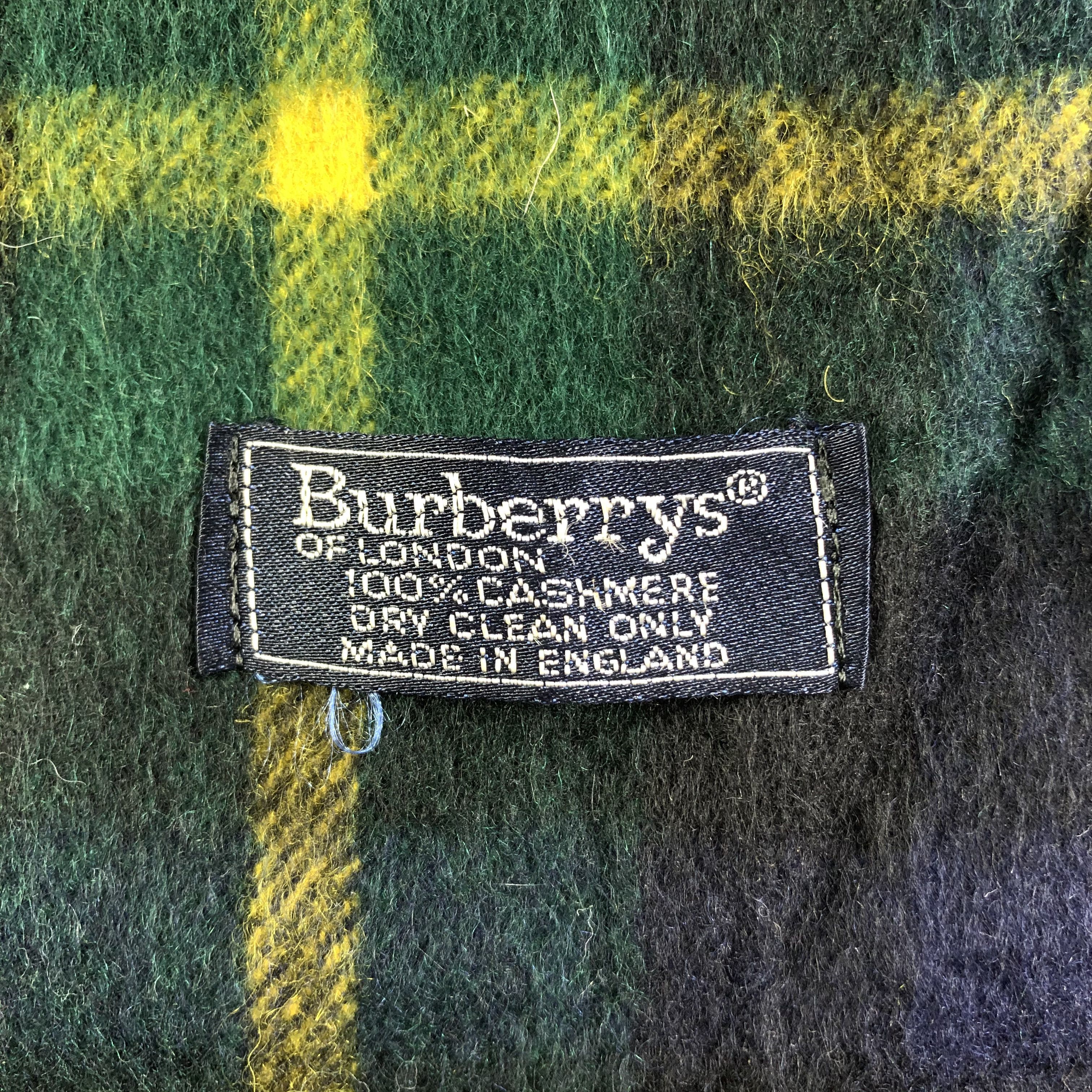 Burberry Burberrys Cashmere Scarf / Muffler / Neckwear P052 Size ONE SIZE - 4 Thumbnail
