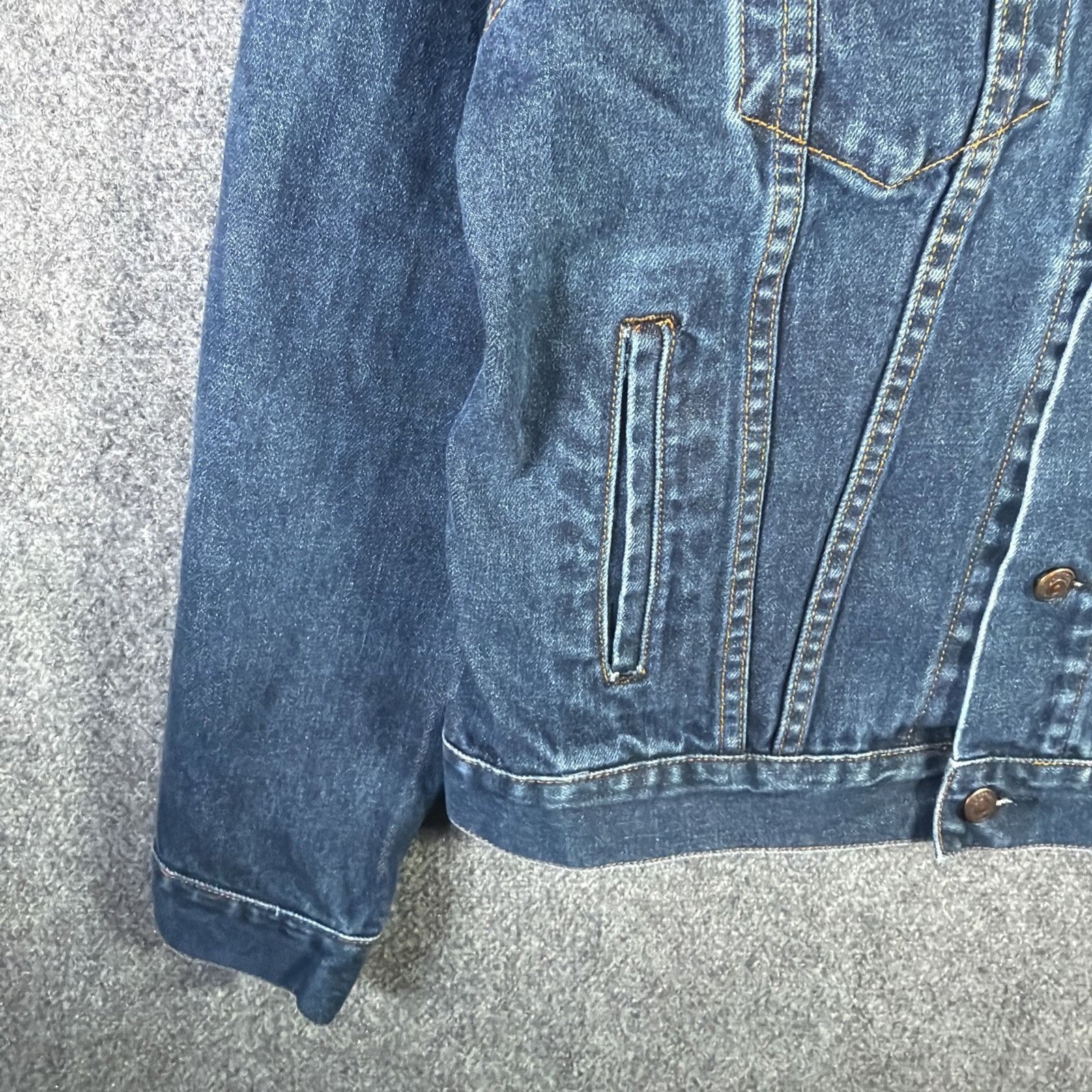 Gap Vintage Gap Denim Jacket Mens Small Jeans Bomber Trucker Size US S / EU 44-46 / 1 - 5 Thumbnail