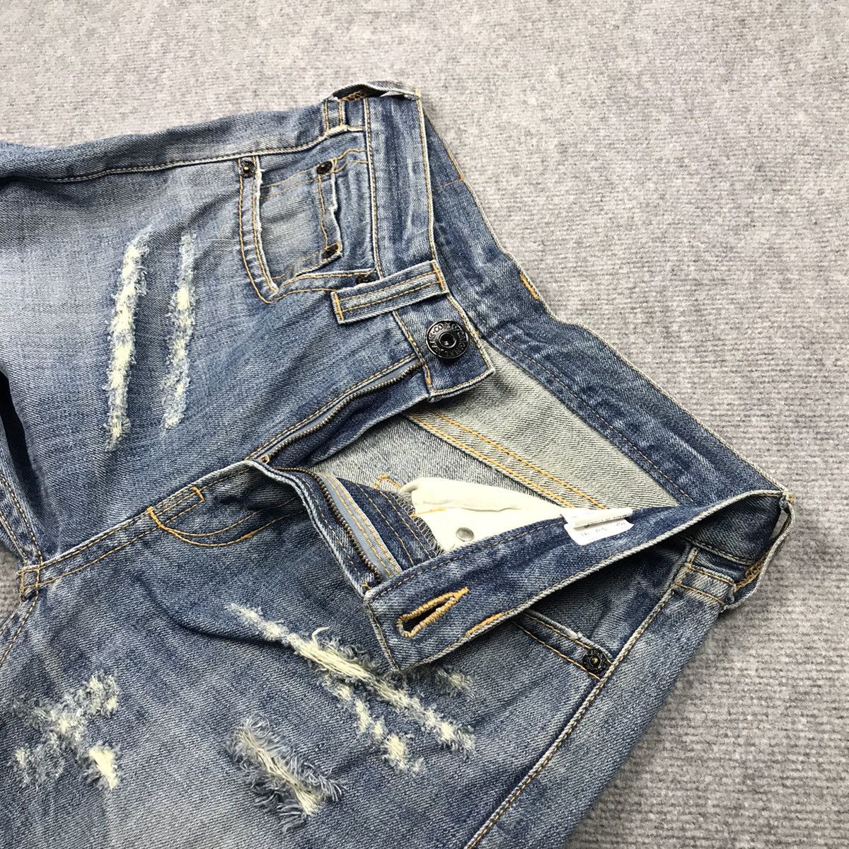Japanese Brand DISTRESSED DENIM CO.LU JAPANESE JEANS PANTS 147 Size US 30 / EU 46 - 14 Thumbnail
