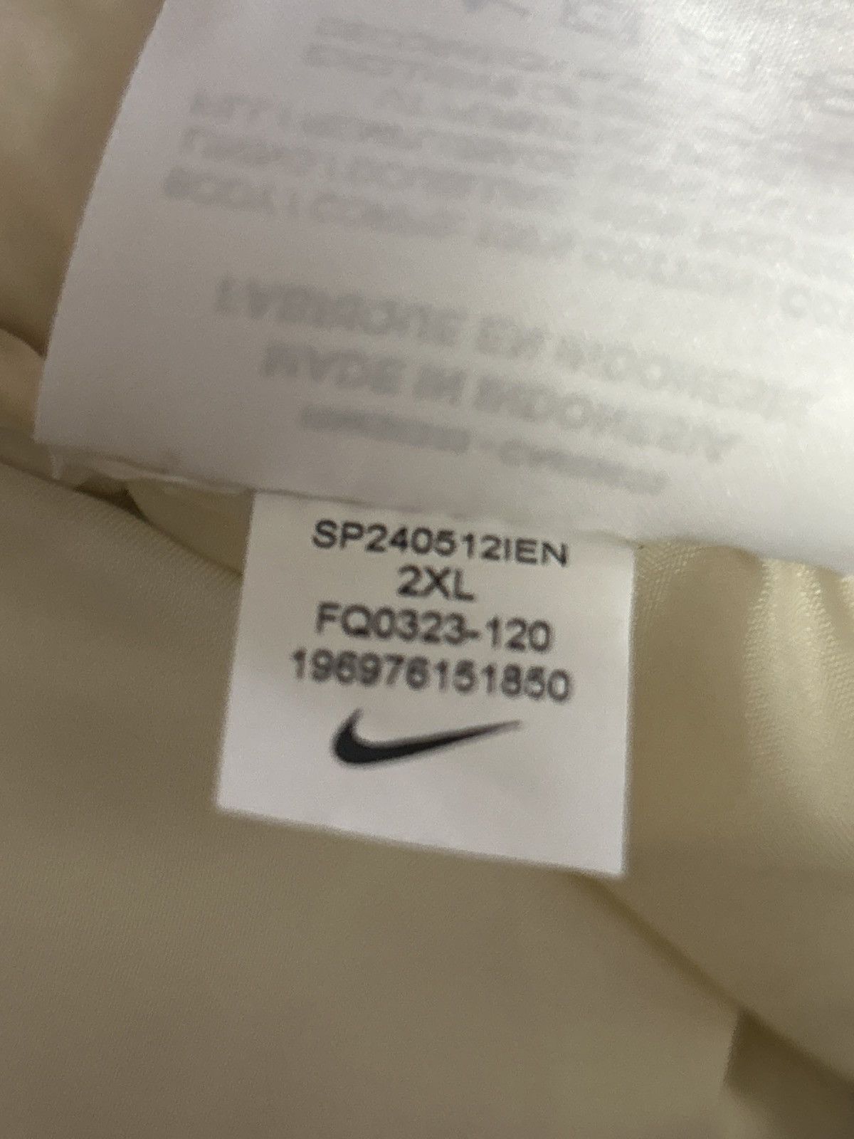 Nike × Supreme Supreme x Nike Denim Puffer Vest WHITE XXL Size US XXL / EU 58 / 5 - 7 Thumbnail