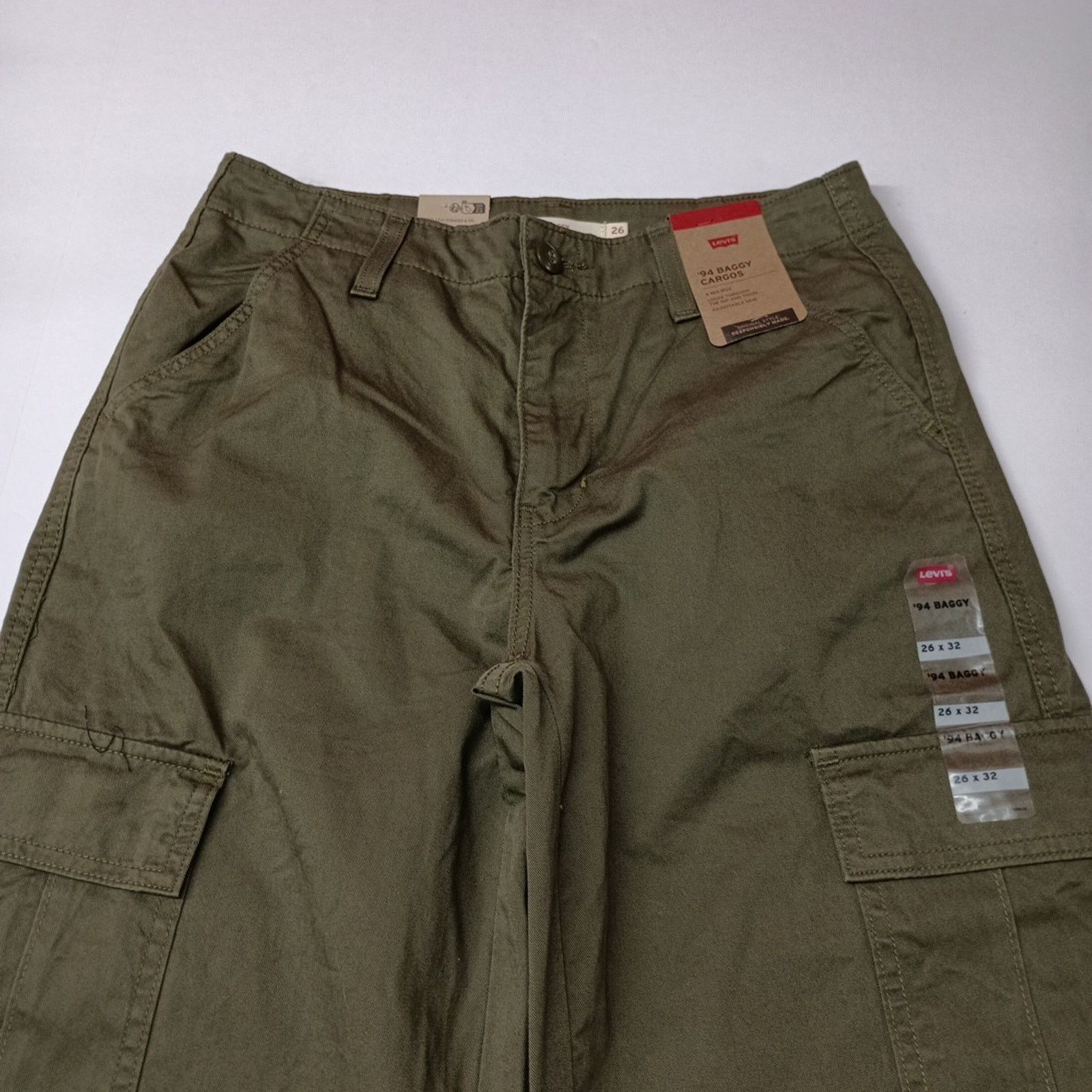 Levi's Levi's Women's '94 Baggy Cargo Pants Size 26x32 Green NWT Size 26" / US 2 / IT 38 - 4 Thumbnail