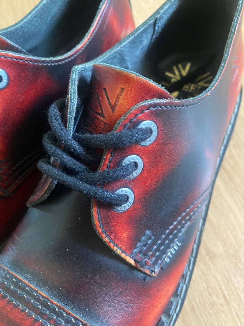 Dockers Vintage Steel Boots UK Flag Size US 7.5 / EU 40-41 - 10 Thumbnail