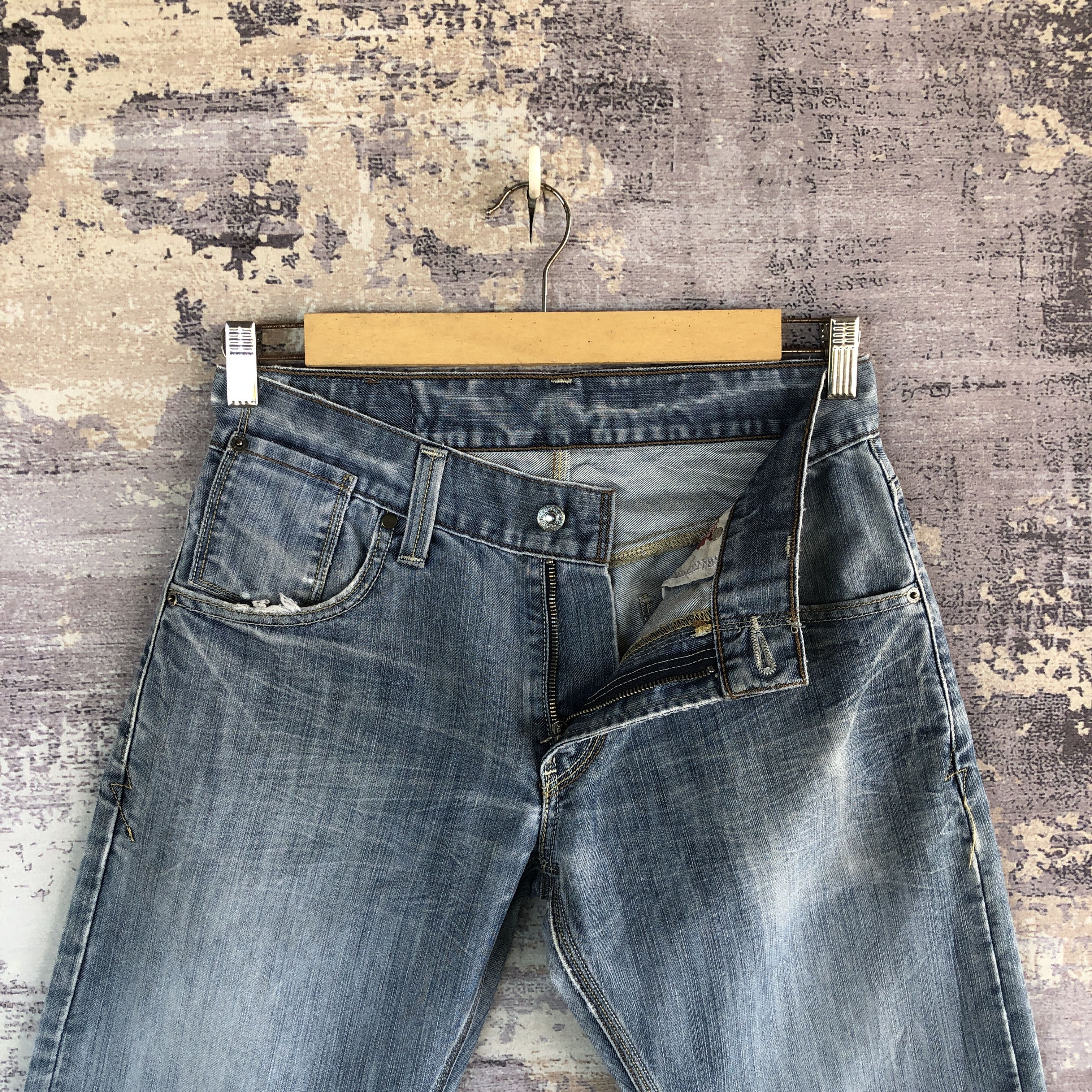 Levi's Vintage Levis Distressed Faded Jeans Levi's 514 Wash Denim Size 28" / US 6 / IT 42 - 6 Thumbnail