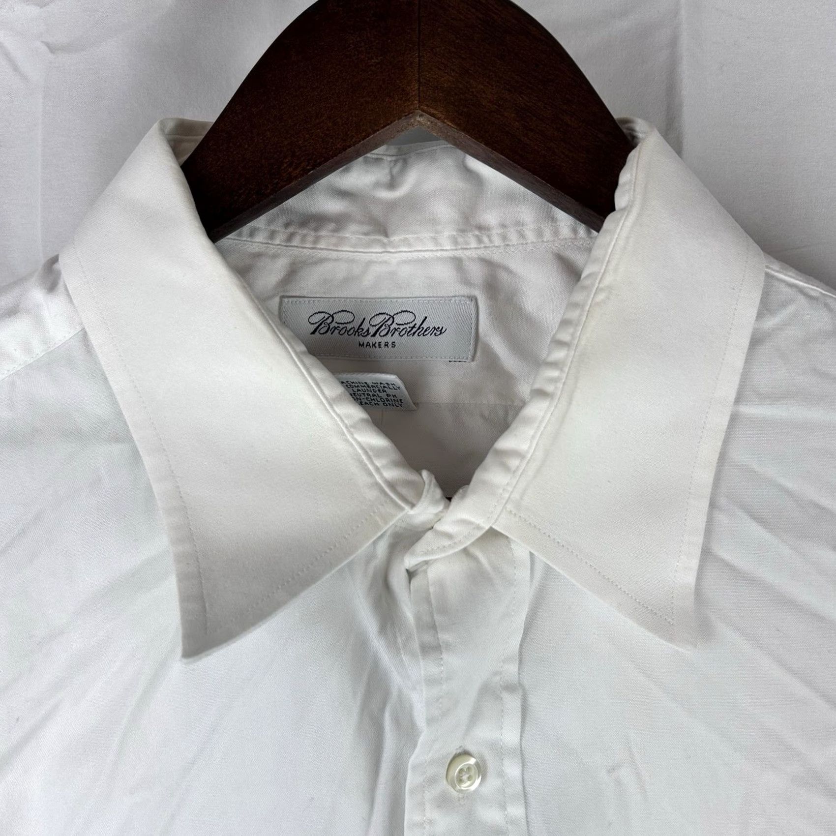 Brooks Brothers VINTAGE Brooks Brothers Makers Shirt Mens 18 34/35 White Long Sleeve Button Up Made USA Dress Shirt Mens 90s Classic USA Button-Down Collar Boys? Size US XXL / EU 58 / 5 - 3 Thumbnail