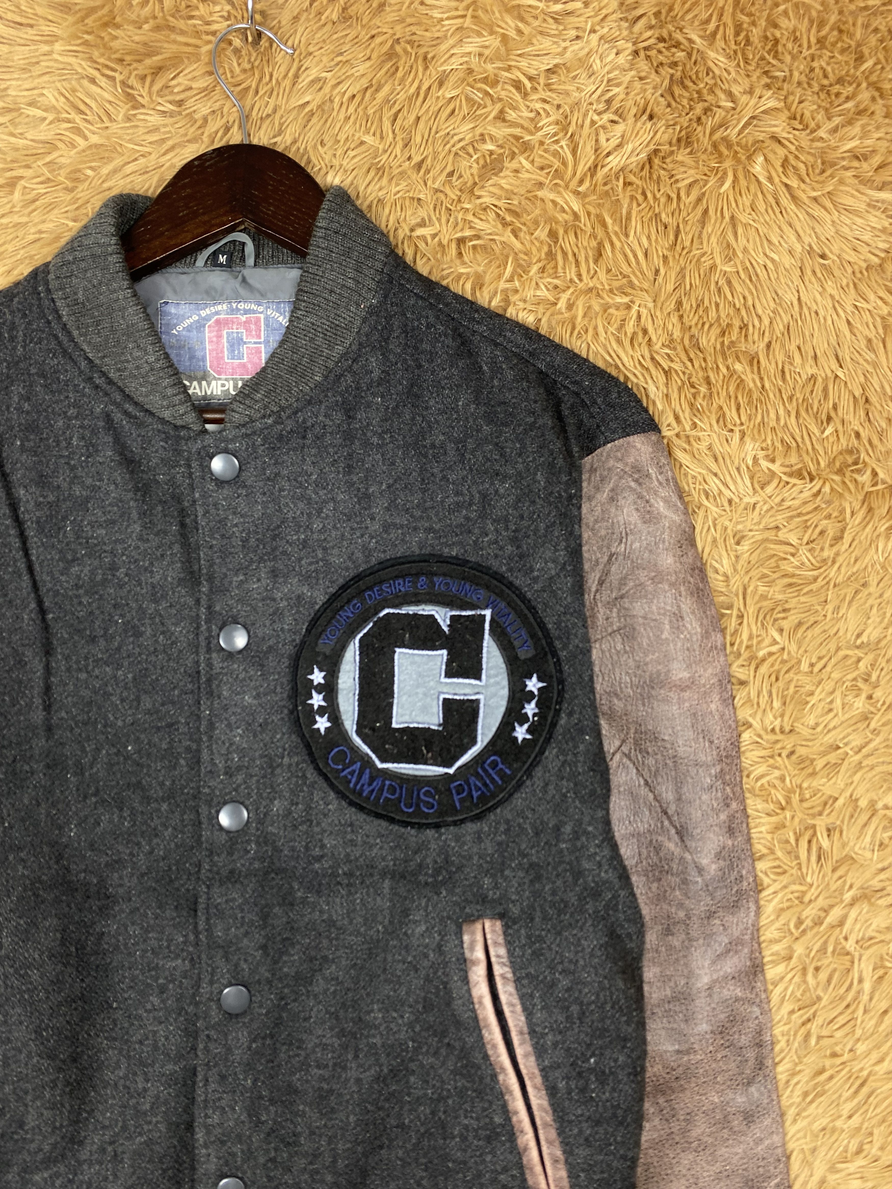 Vintage Vintage Campuspair Leather Sleeve Varsity Jacket DJ0299 Size US M / EU 48-50 / 2 - 3 Thumbnail