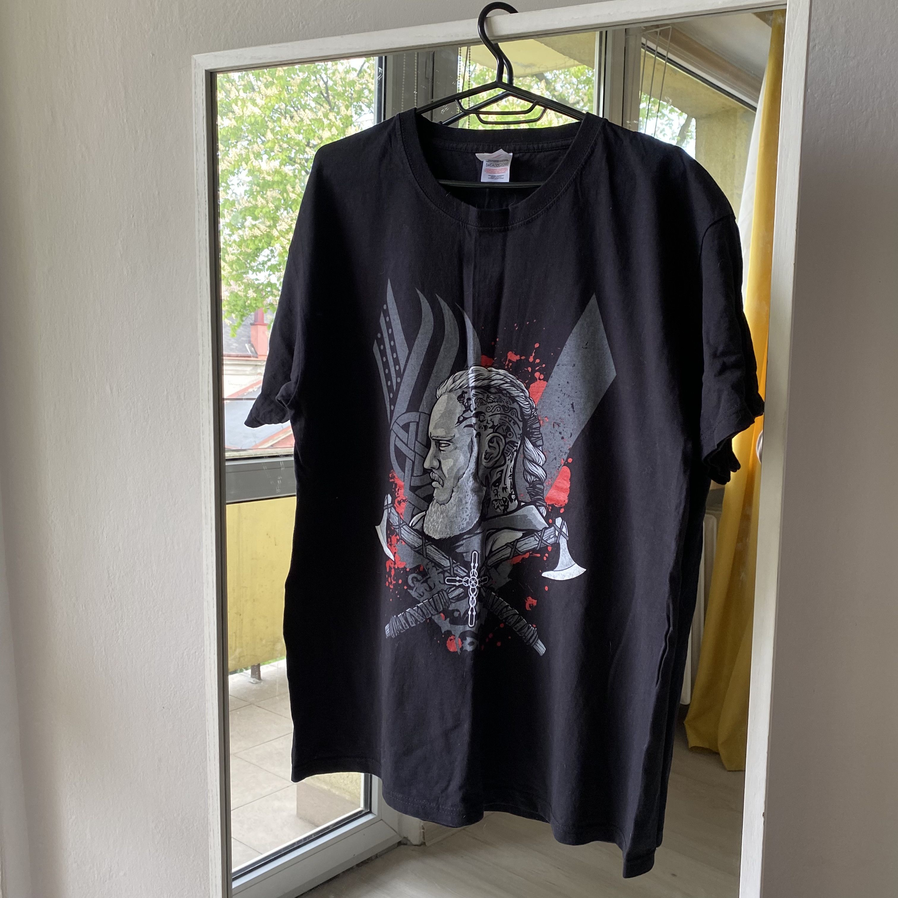 Band Tees Vintage 90s Death Viking Skulls Walhalla Movie Spiral tshirt Size US XL / EU 56 / 4 - 1 Thumbnail