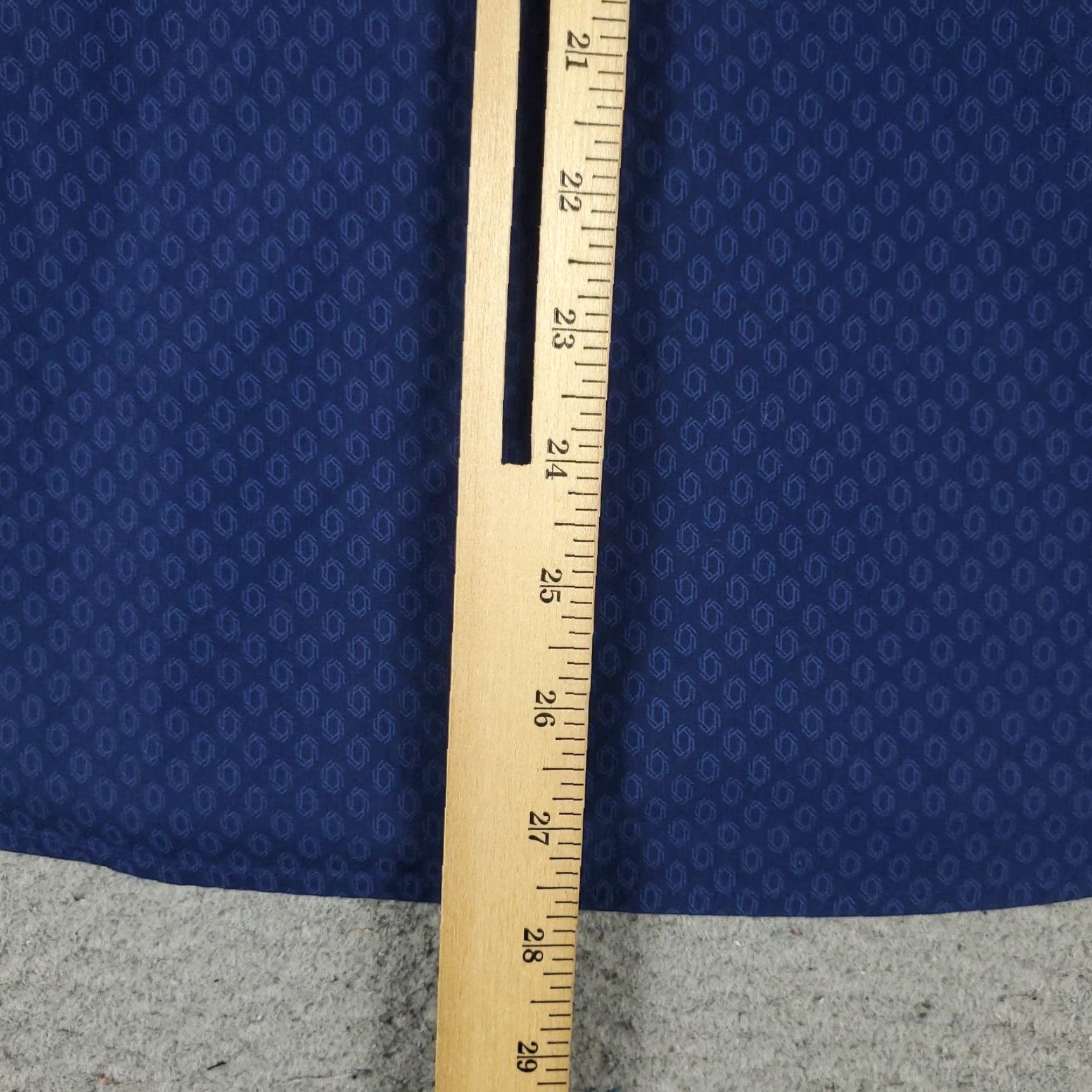 UNTUCKit UNTUCKit Blue Geometric Button-Up Shirt Men's Medium Long Sleeve Slim Fit Size US M / EU 48-50 / 2 - 4 Thumbnail