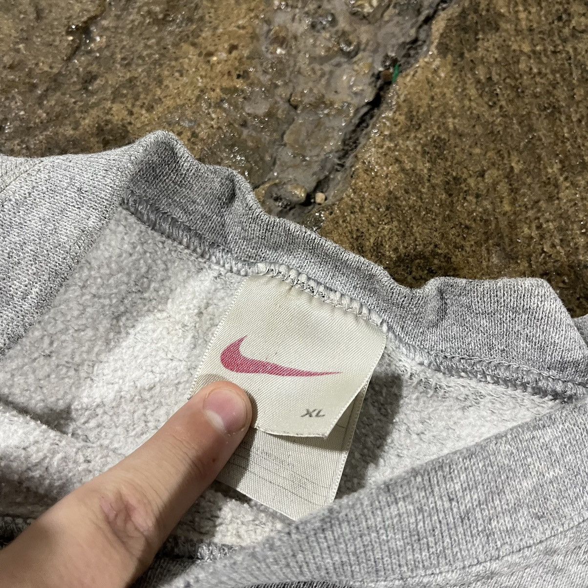 Nike × Vintage Crazy Vintage 90s Nike Mini Swoosh Crewneck Essential Skater Size US XL / EU 56 / 4 - 8 Thumbnail