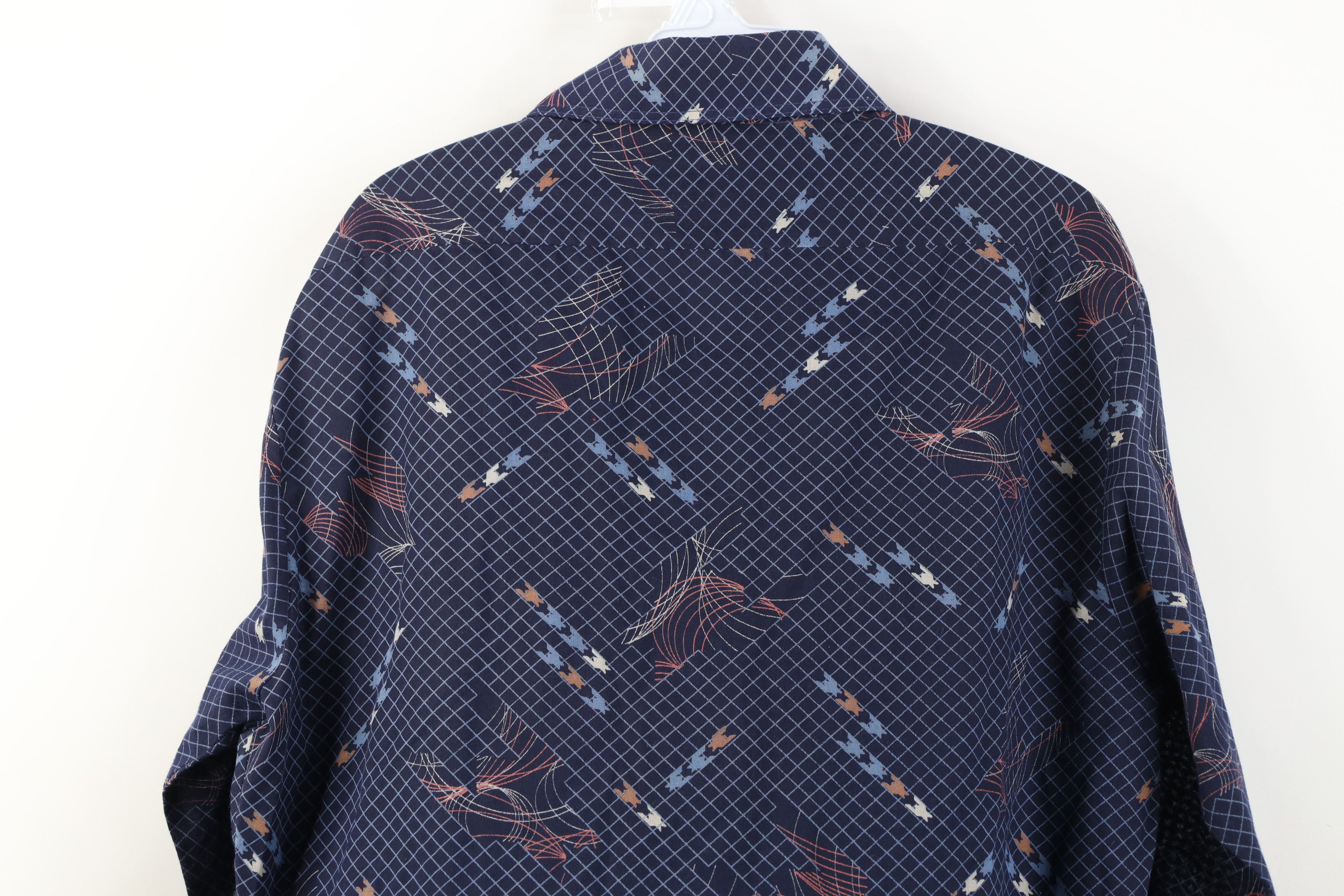 Vintage Vintage 70s Streetwear Abstract Art Dagger Collar Shirt Size US L / EU 52-54 / 3 - 11 Thumbnail