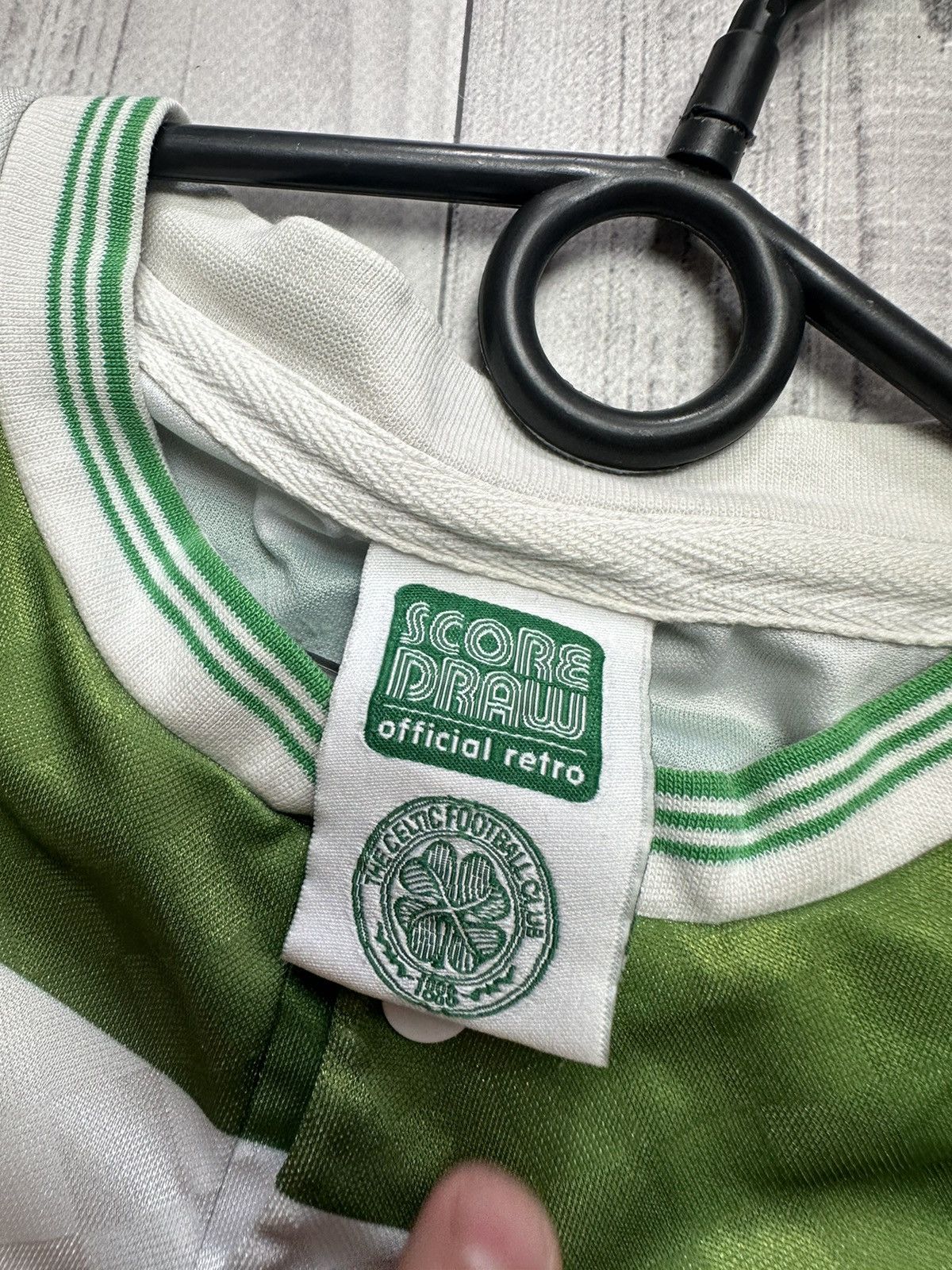 Vintage Vintage Celtic soccer jersey retro size L Size US L / EU 52-54 / 3 - 6 Thumbnail