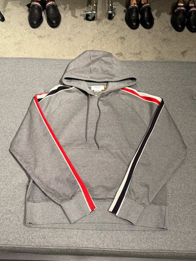 Thom Browne Thom Browne size4 Gray hoodie Size US XL / EU 56 / 4 - 3 Thumbnail