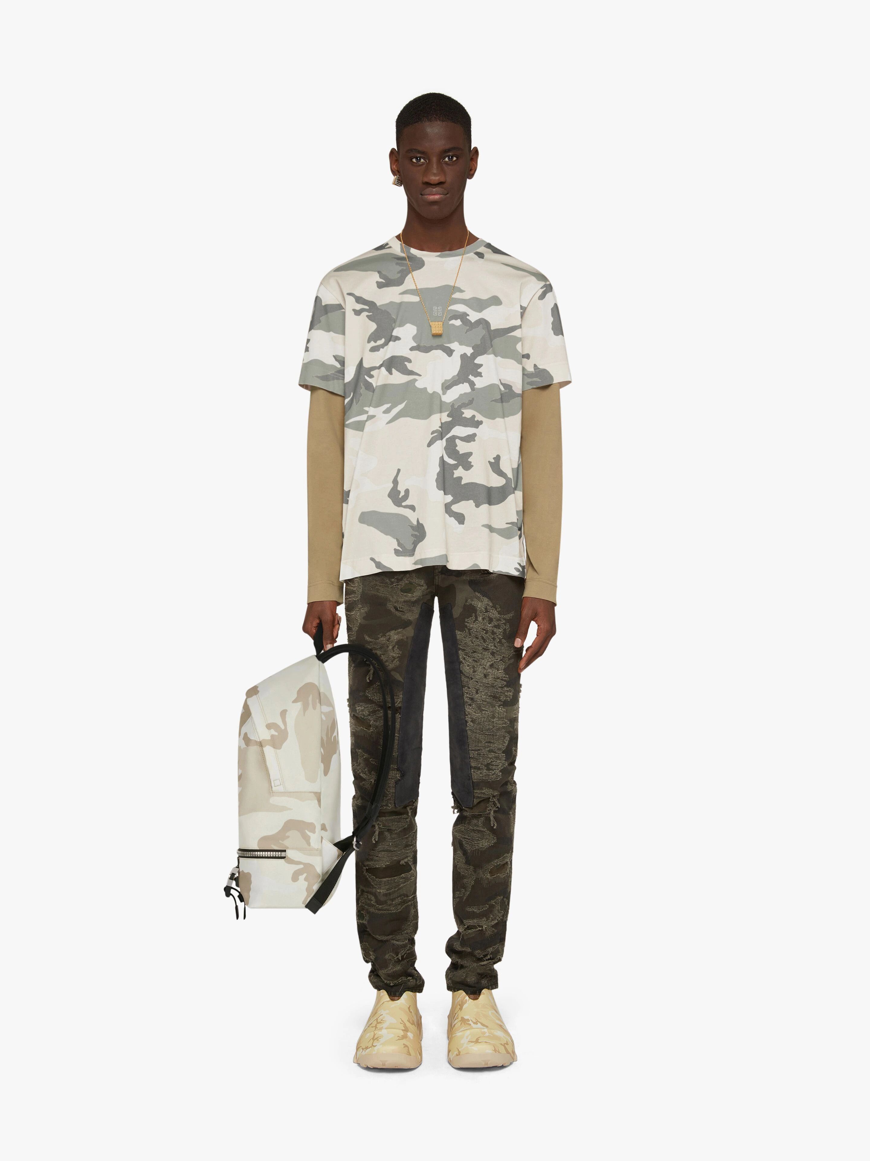 Givenchy o1gr1nt0125 Classic Fit Double Layer Print T-Shirt Size US XL / EU 56 / 4 - 2 Thumbnail