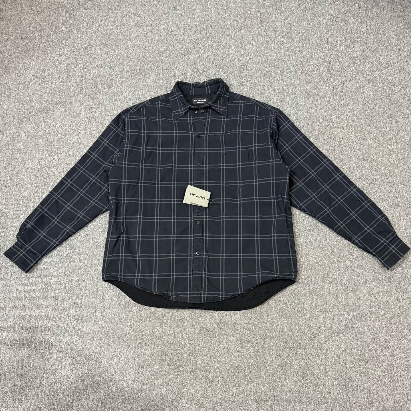Balenciaga Balenciaga Plaid Embroidered Logo Shirt Coat Size US S / EU 44-46 / 1 - 1 Thumbnail
