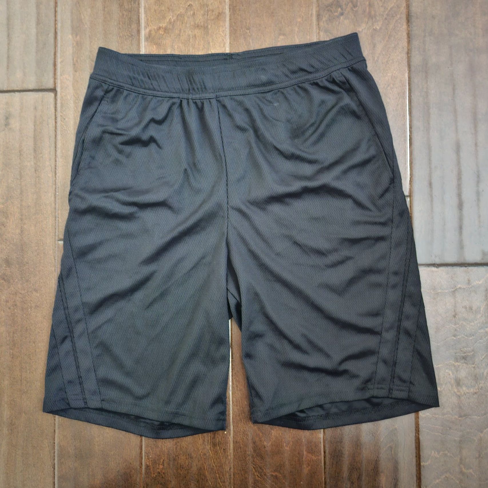 Vintage VINTAGE All In Motion Womens Small Black Athletic Gym Shorts Elastic Waist Size 28" / US 6 / IT 42 - 2 Thumbnail