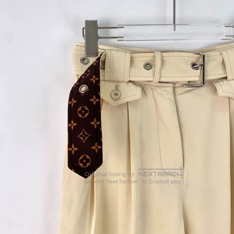 Louis Vuitton Louis Vuitton Beige belt logo presbyopic casual pants tape Size US 36 / EU 52 - 3 Thumbnail