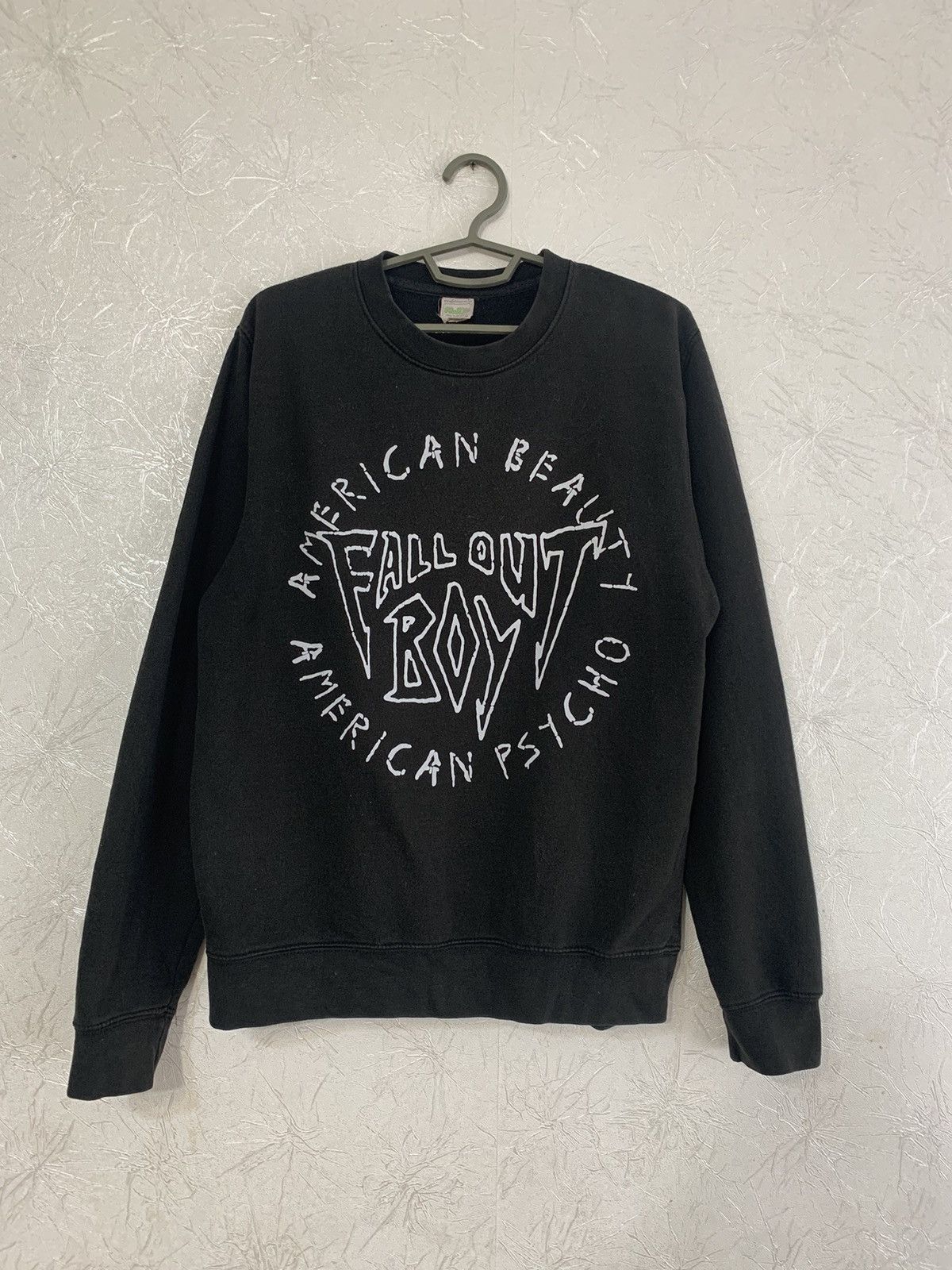Band Tees × Vintage Fall Out Boy Vintage Sweatshirt American Rock Band Size M Size US M / EU 48-50 / 2 - 1 Thumbnail