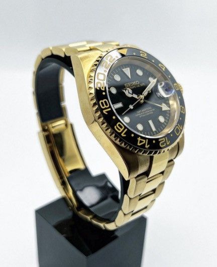 Japanese Brand Seiko Mod GMT-Master 2 Black Dial Oyster Bracelet Gold Watch Size ONE SIZE - 4 Thumbnail
