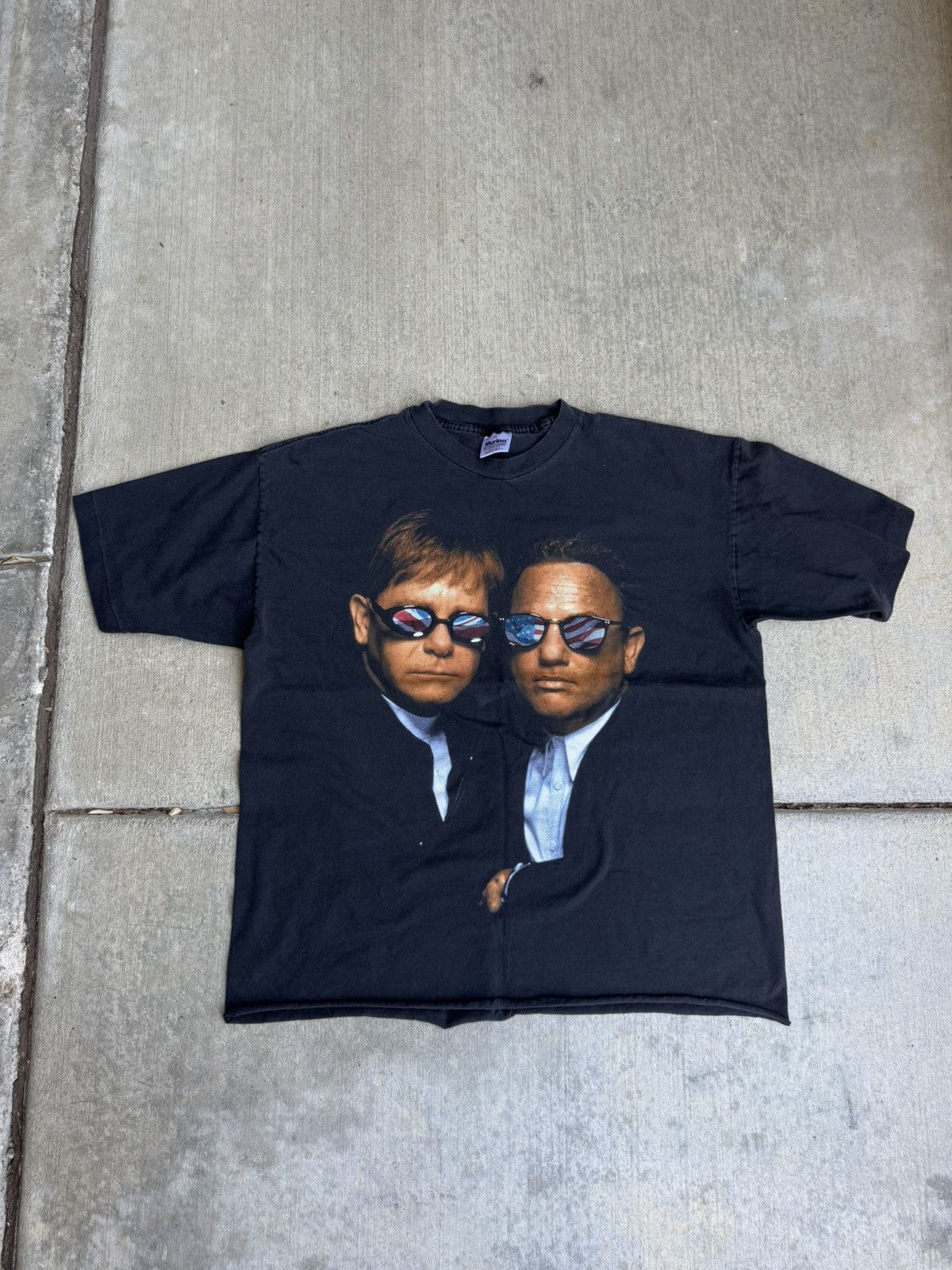 Vintage Elton John & Billy Joel concert shirt Size US XL / EU 56 / 4 - 1 Thumbnail