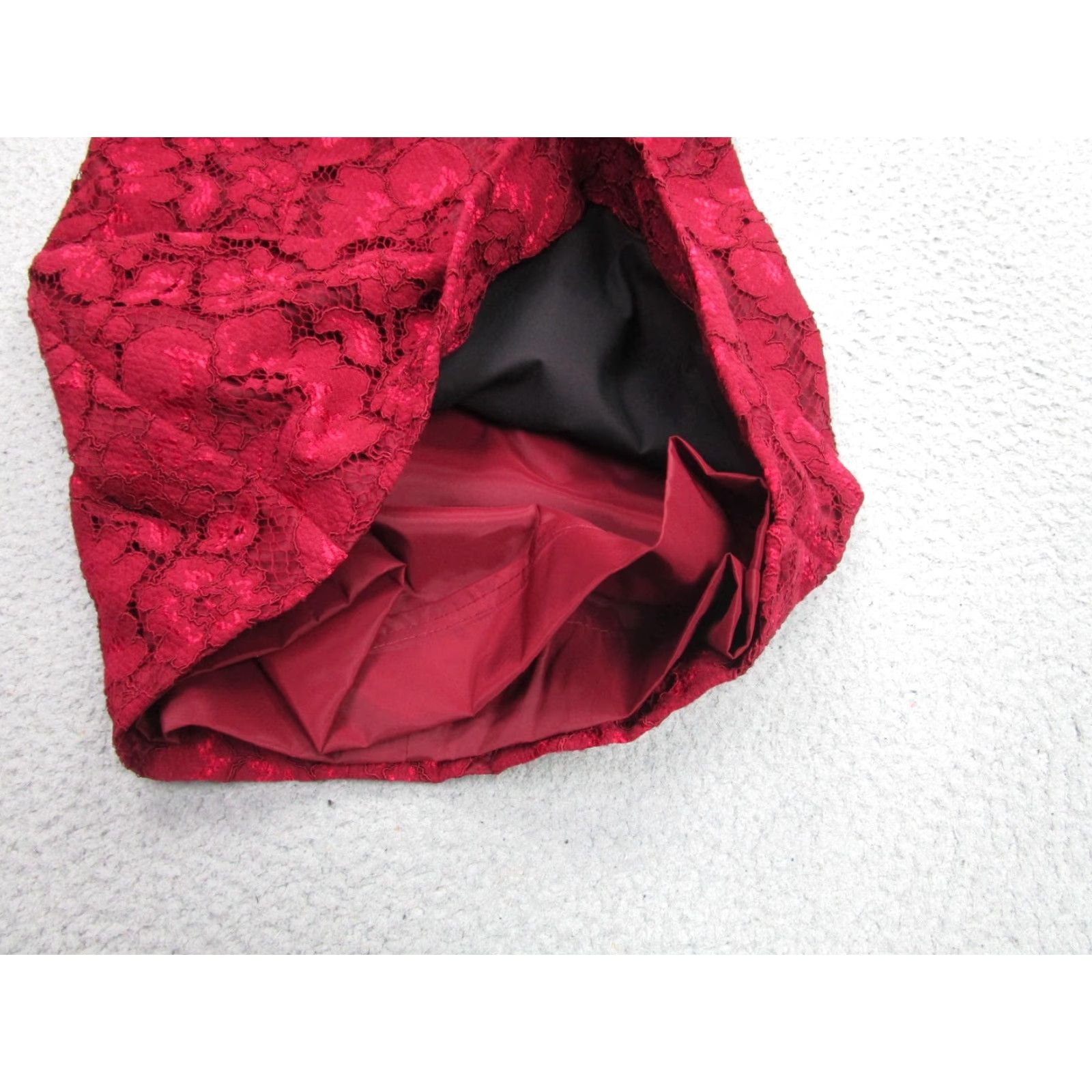 Black Halo Black Halo Dress Womens 4 Red Floral Lace Cold Shoulder Ruffle Sheath Cocktail Size S / US 4 / IT 40 - 7 Thumbnail