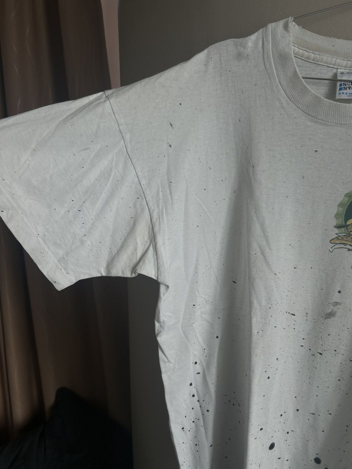 Vintage Vintage Fader Perrier Drink 90s Graphic T Shirt Thrashed Size US L / EU 52-54 / 3 - 3 Thumbnail