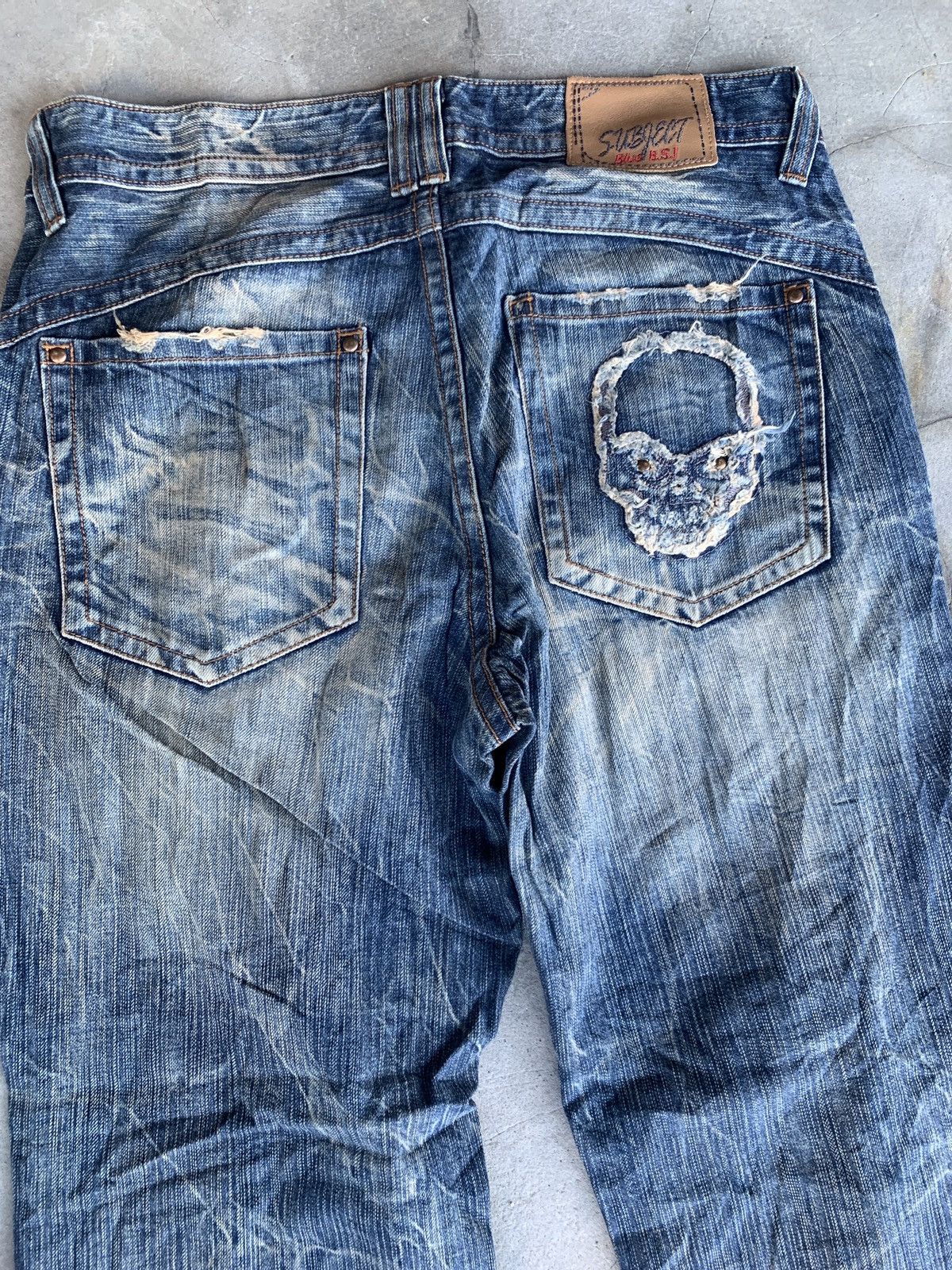 Japanese Brand Japanese Brand Blue Subject Skull Distressed Denim Y2K Size US 33 - 4 Thumbnail