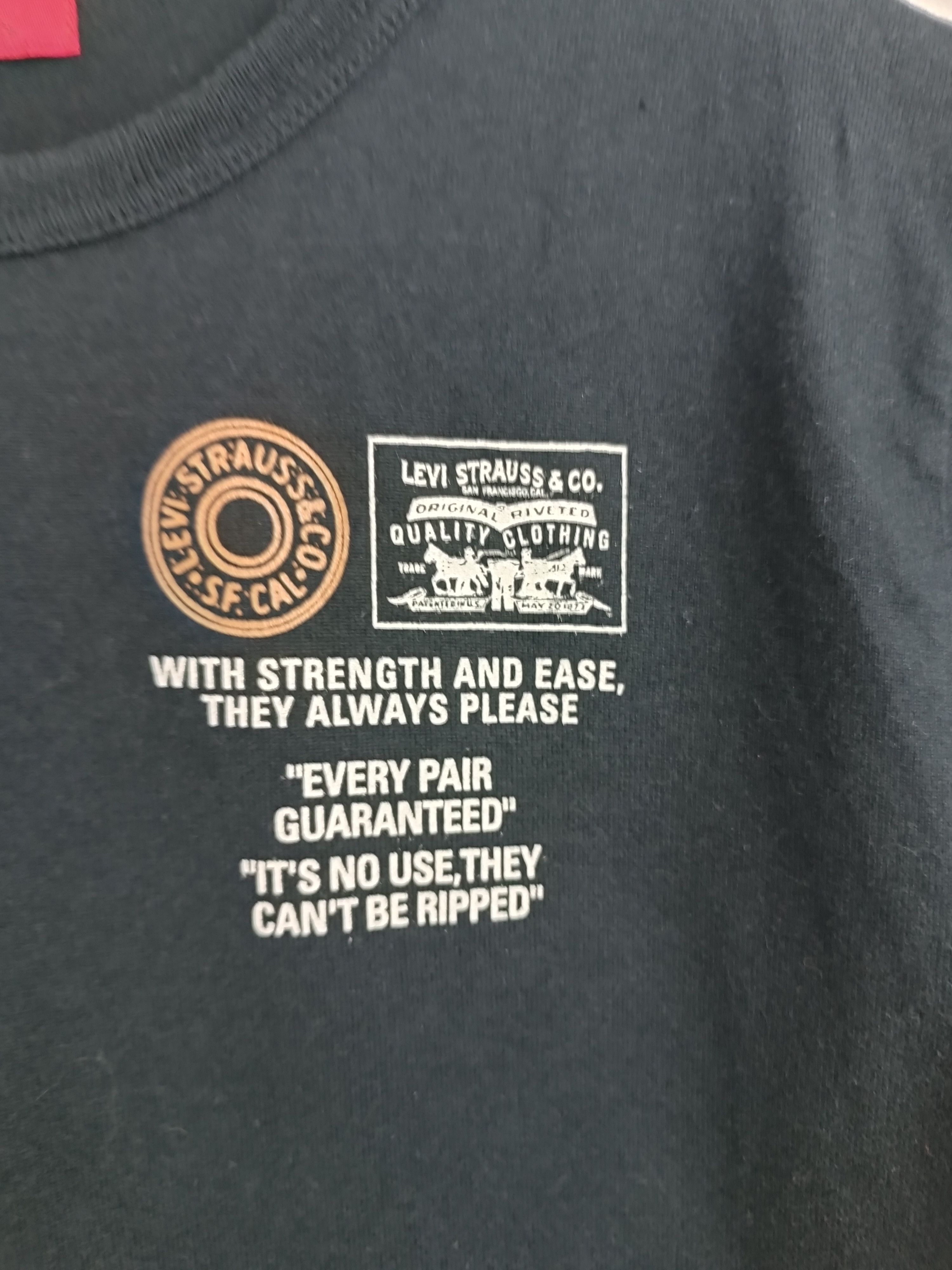 Levi's VINTAGE Y2K LEVI'S YOUTH SIZE TEE Size US XS / EU 42 / 0 - 8 Thumbnail