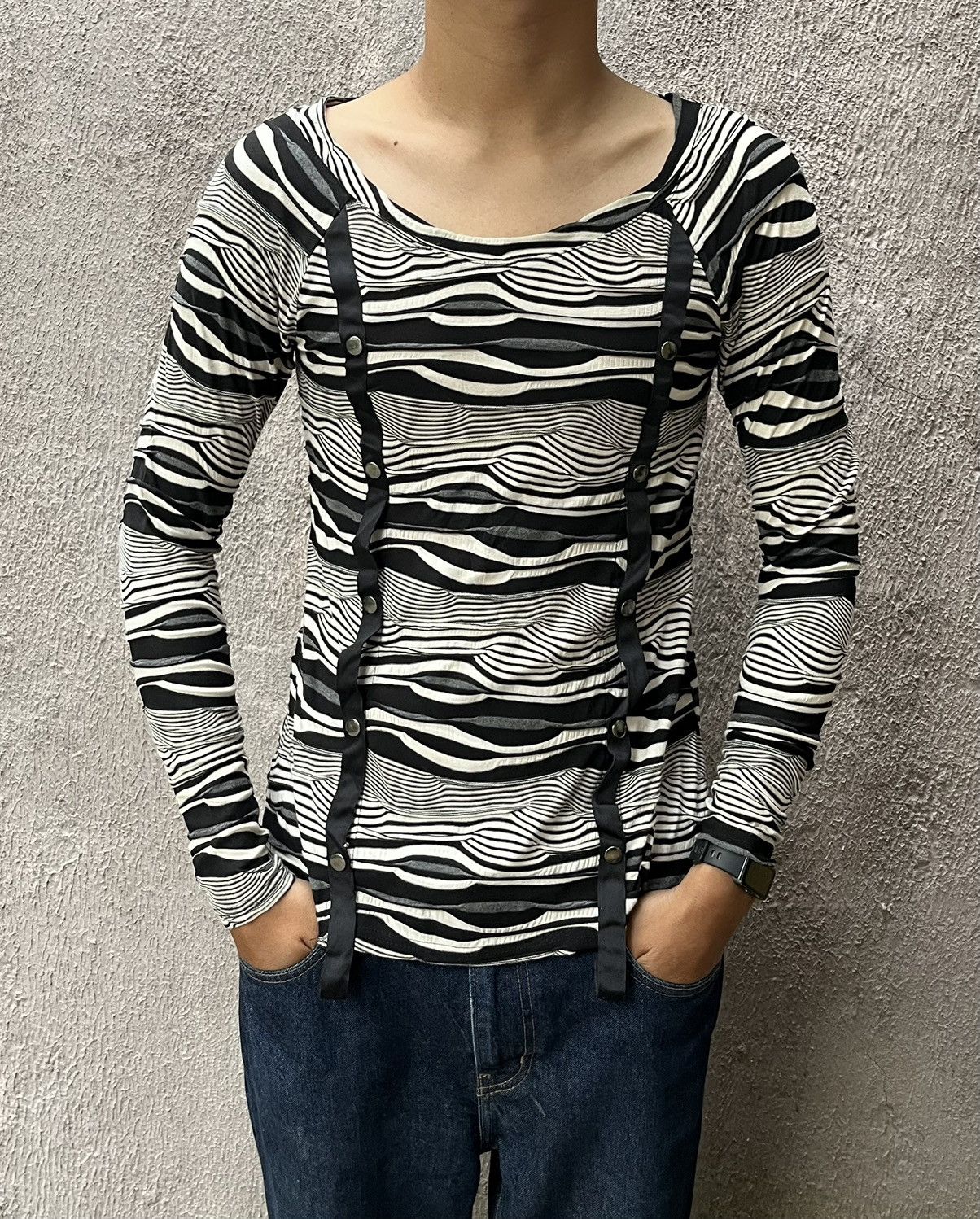 Tornado Mart sample border long sleeve PABLO VINCI『Damaged border