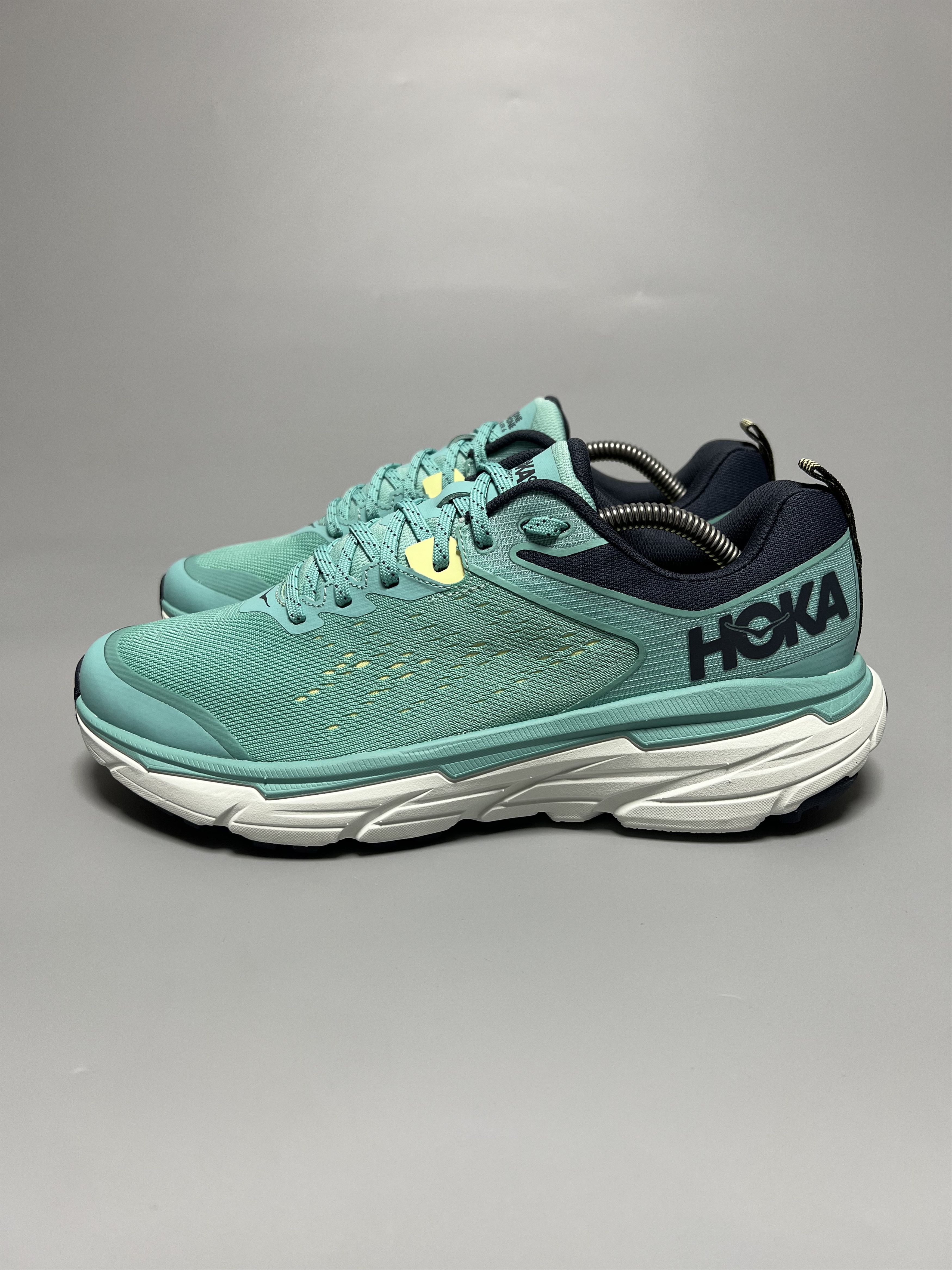 Hoka 9.5B Hoka One One Challenger ATR 6 Running Shoes Gym Walking Size US 9.5 / IT 39.5 - 2 Thumbnail