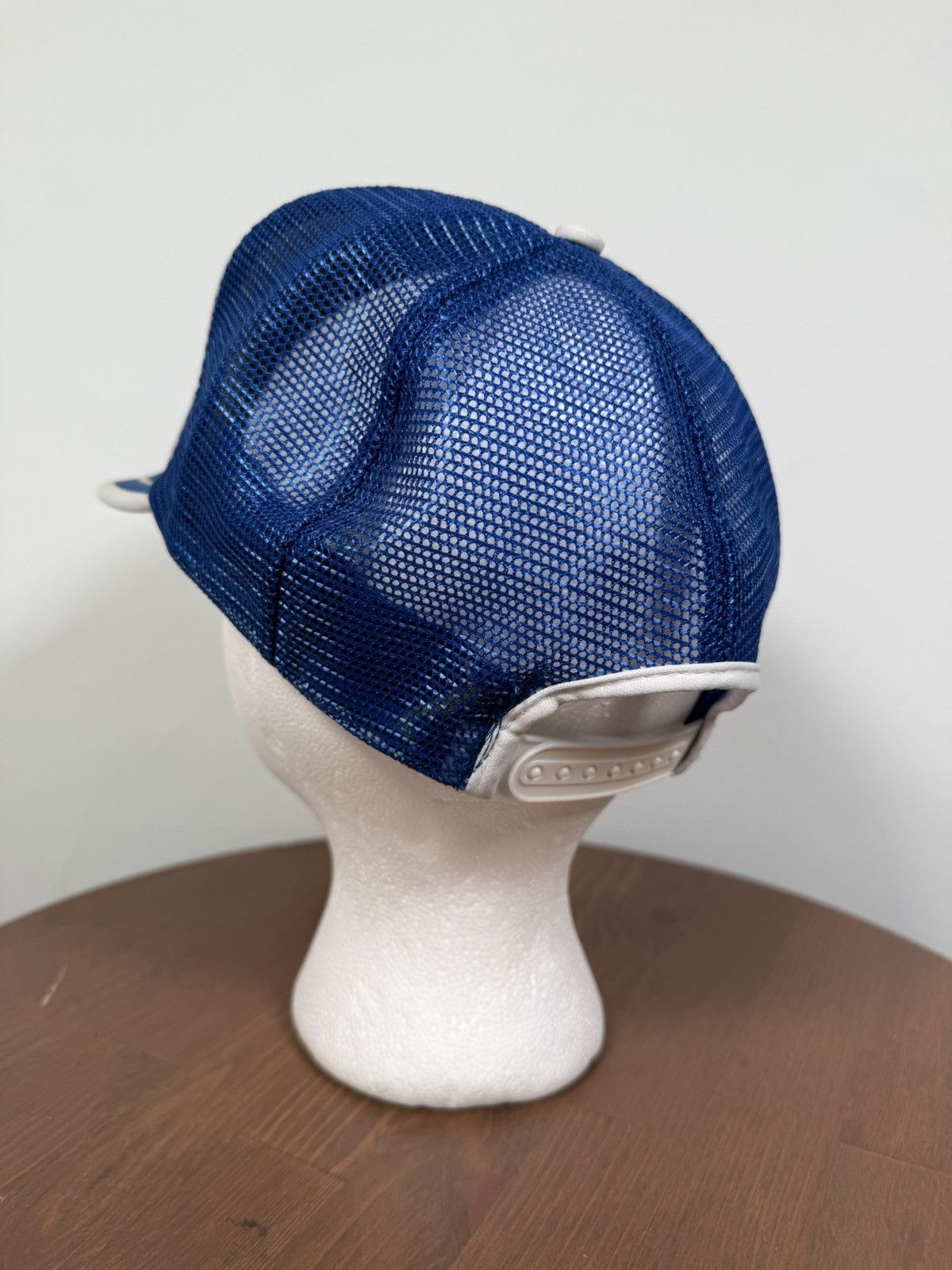 Vintage Vintage Prince Edward Island Trucker Hat Size ONE SIZE - 3 Thumbnail