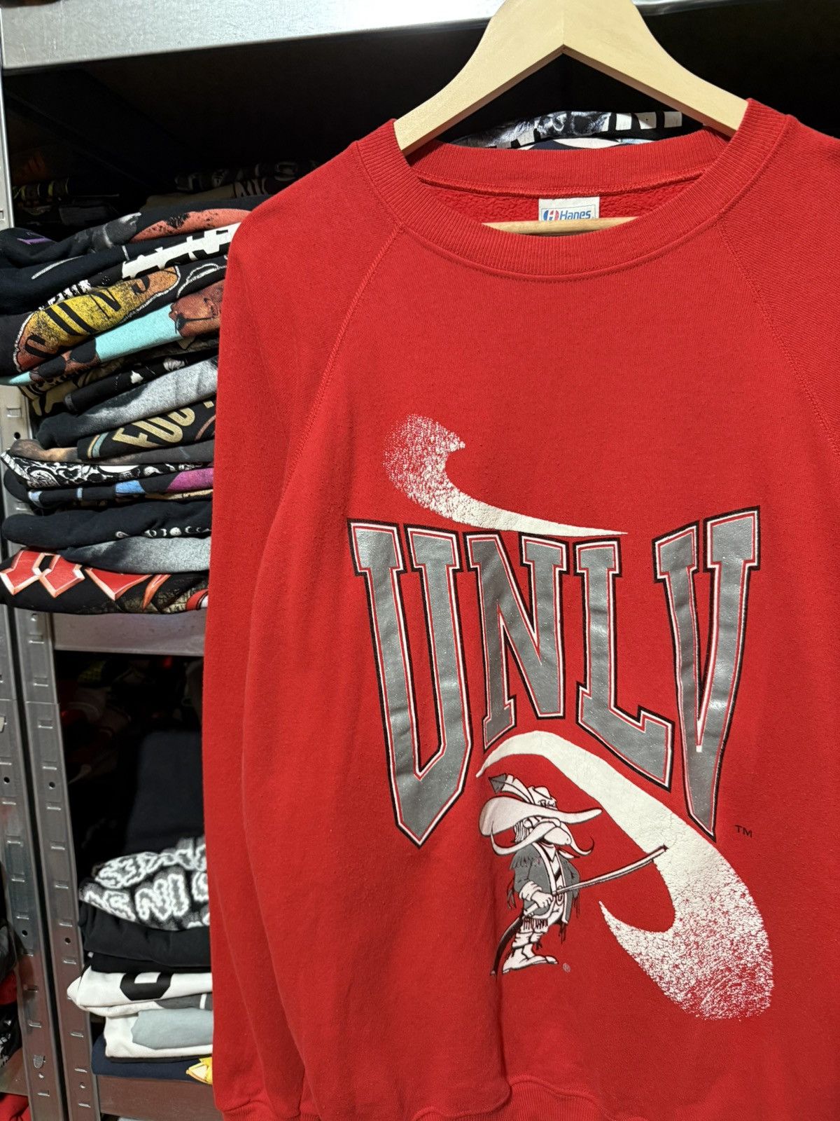 Vintage Vintage 90’s UNLV Runnin Rebels Basketball Swetshirt Y2K Size US XL / EU 56 / 4 - 3 Thumbnail