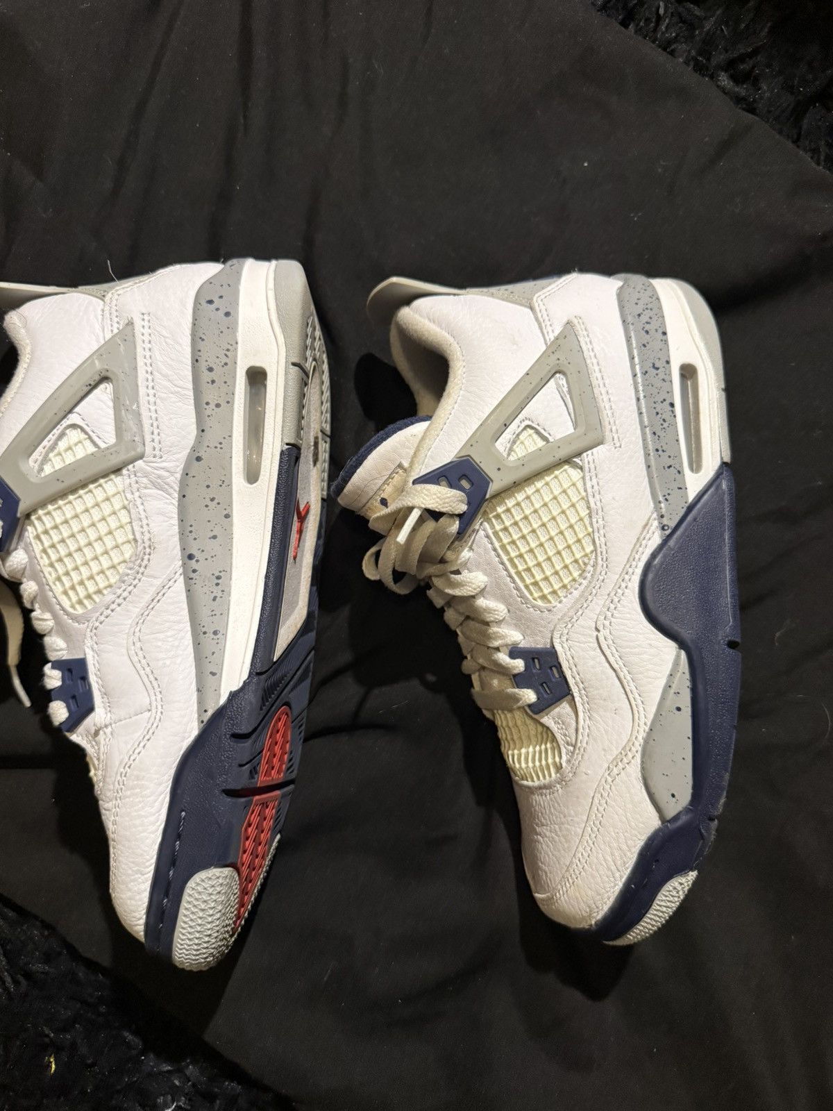 Jordan Brand 2022 Air Jordan 4 Retro GS 'Midnight Navy' Size US 5.5 / EU 38 - 1 Thumbnail