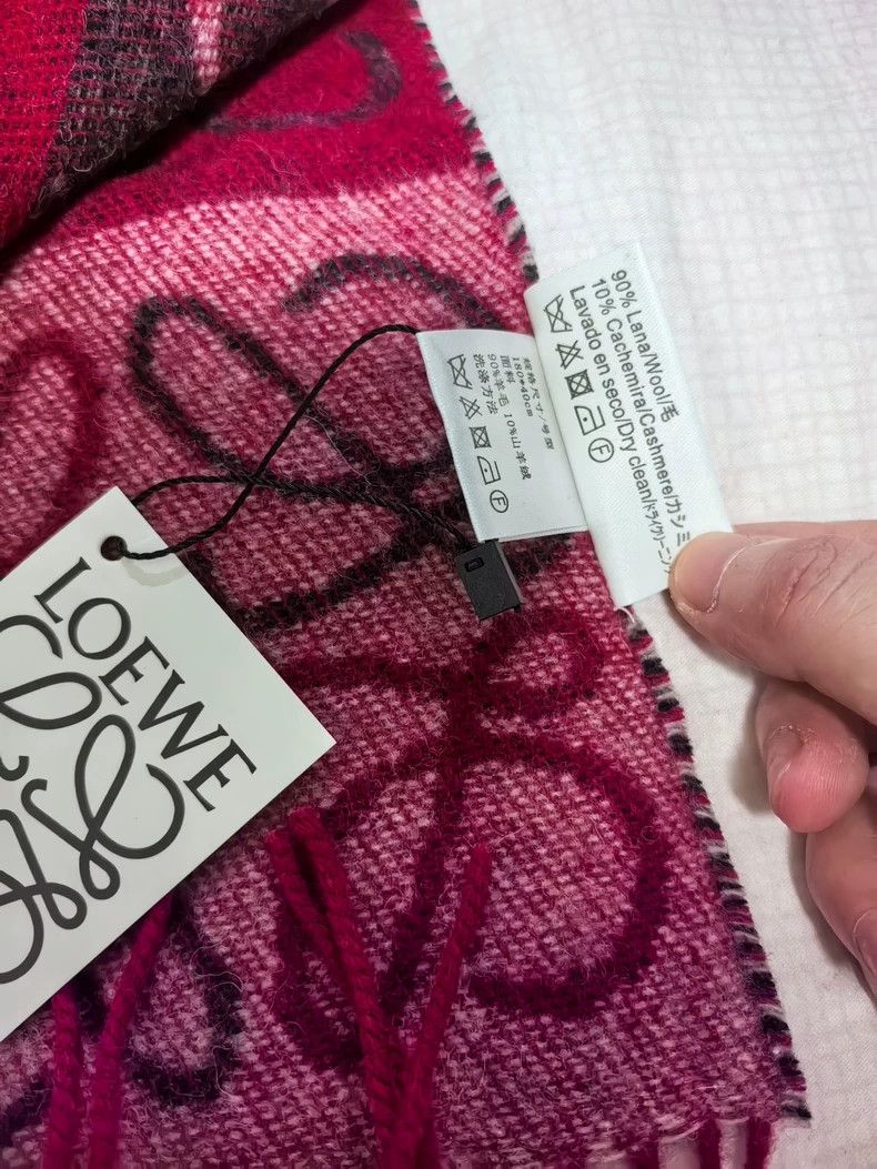 Loewe LOEWE Winter wine red patchwork scarf Size ONE SIZE - 4 Thumbnail