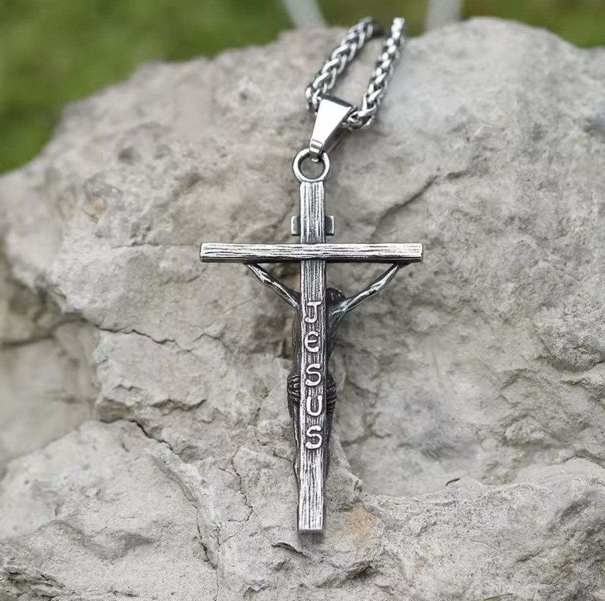 Jewelry Jesus Cross Amulet Pendant Necklace Size ONE SIZE - 2 Thumbnail