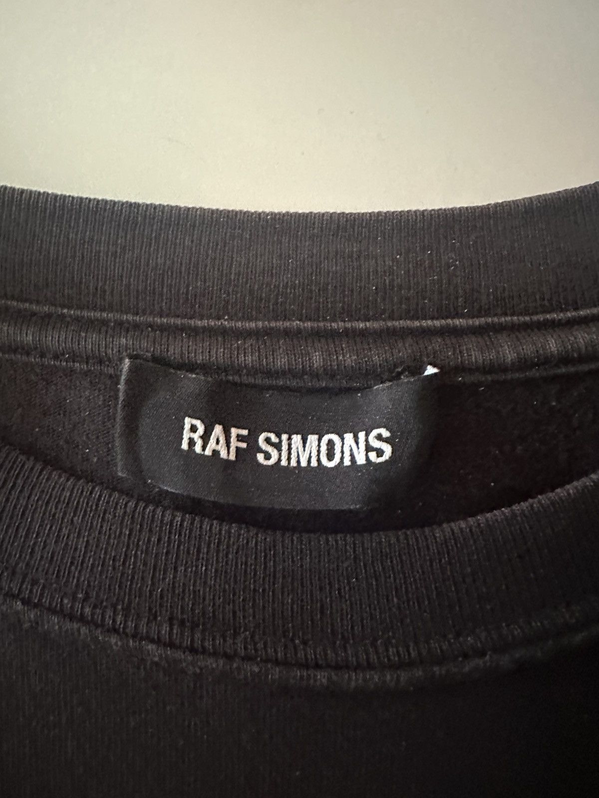 Raf Simons Flower, Power, Corruption, Lies (Joy Division) Tee Size US L / EU 52-54 / 3 - 3 Thumbnail