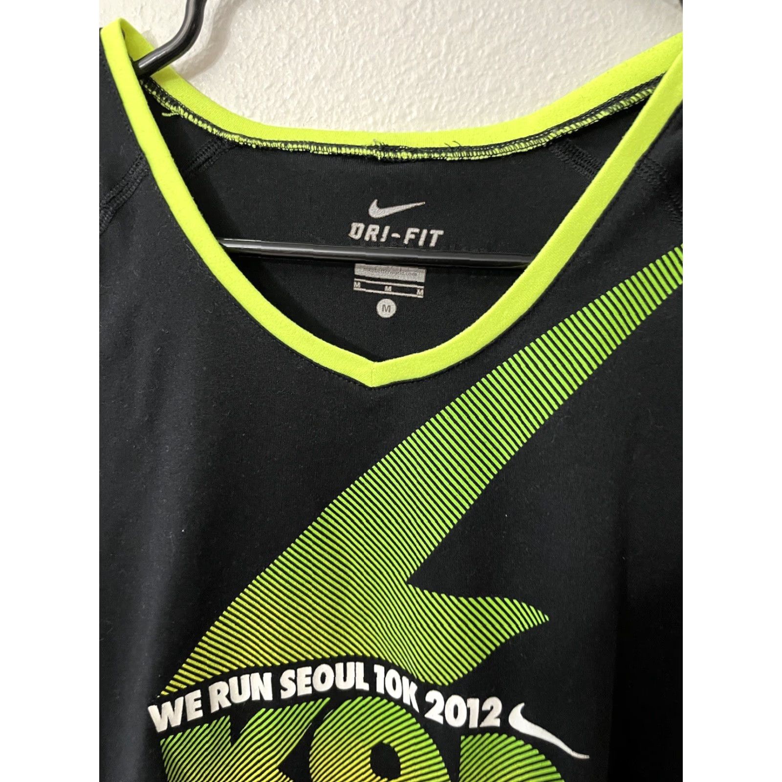 Nike Nike 10K 2012 We Run Seoul Dri-Fit Running Tank Top Womens Sleeveless Medium Size M / US 6-8 / IT 42-44 - 2 Thumbnail