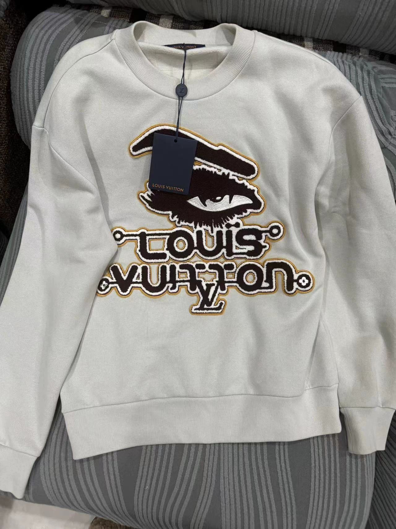 Louis Vuitton Graphic Embroidered Crewneck Sweatshirt Size US S / EU 44-46 / 1 - 1 Thumbnail