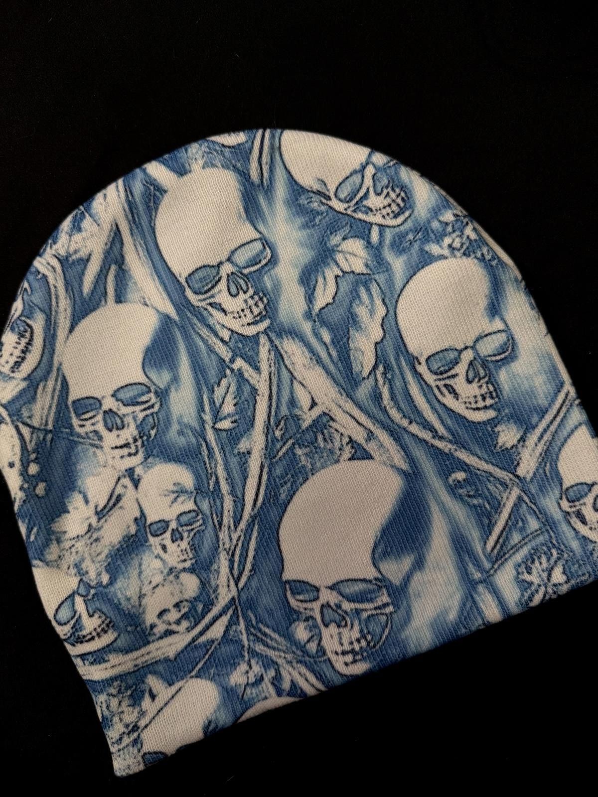 Japanese Brand Rare Y2K Liquid Blue Skull Print No Cuff Knit Beanie Hat OS Size ONE SIZE - 4 Thumbnail