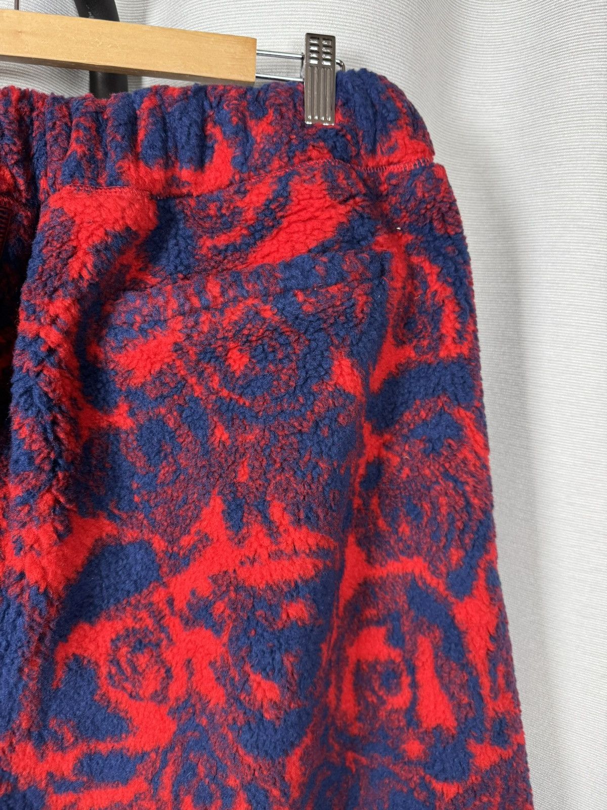 Burberry Burberry Rose Print Sherpa Fleece Joggers XXL BNWT Size US 38 / EU 54 - 11 Thumbnail