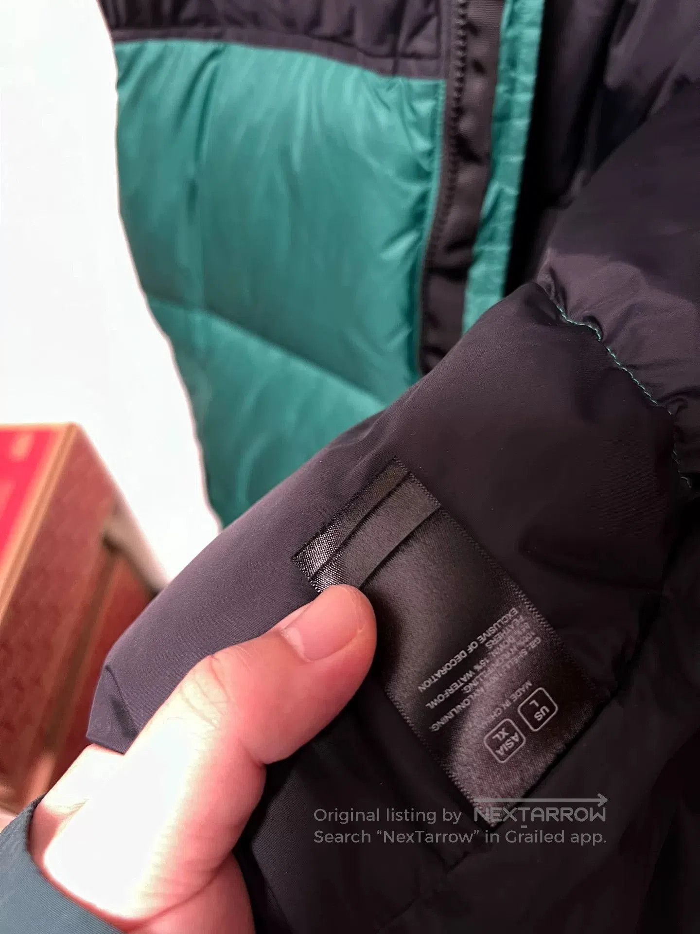 The North Face The North Face Men's Retro Nuptse Vest. Size US XL / EU 56 / 4 - 4 Thumbnail